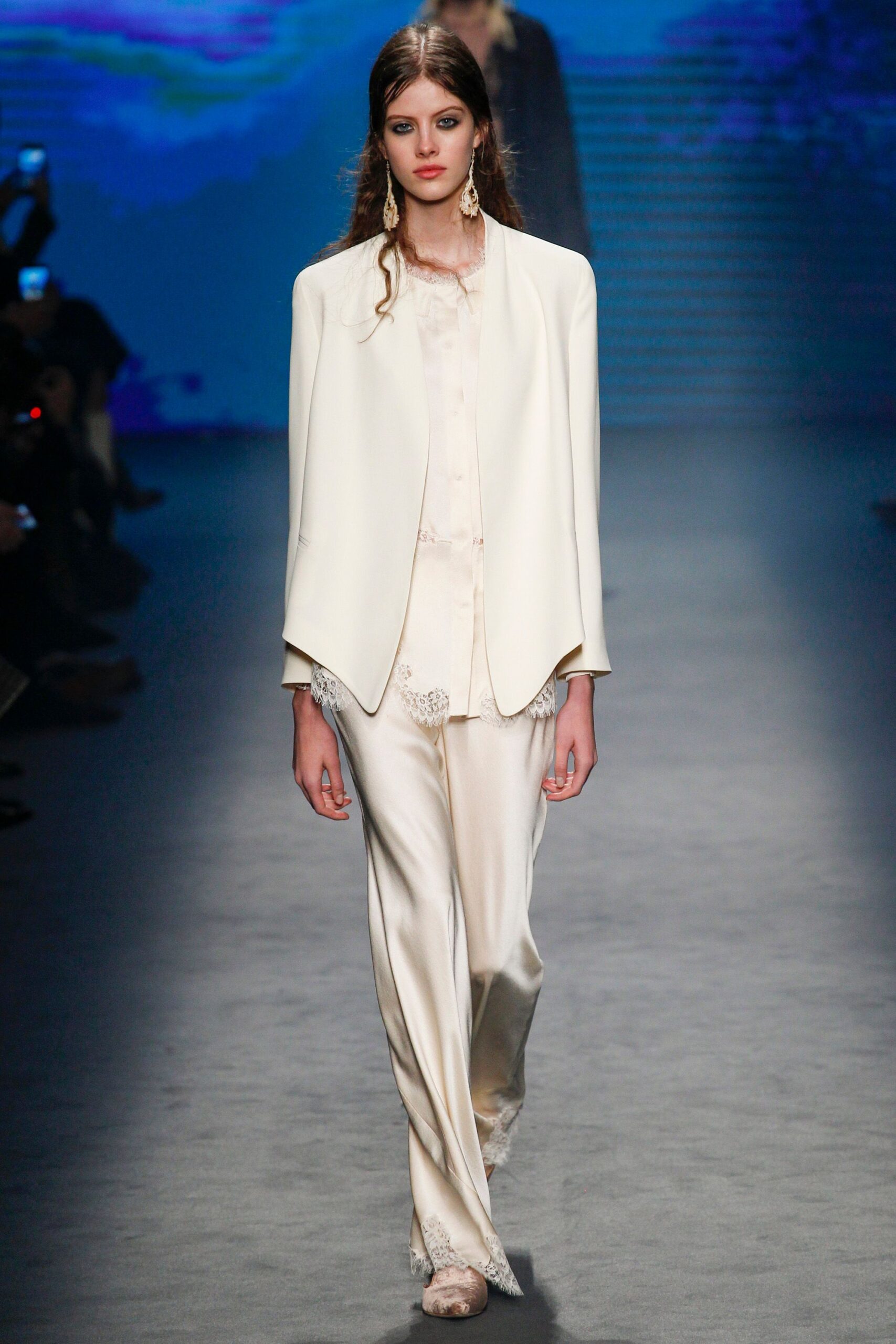 Alberta Ferretti F/W 16 Look 604