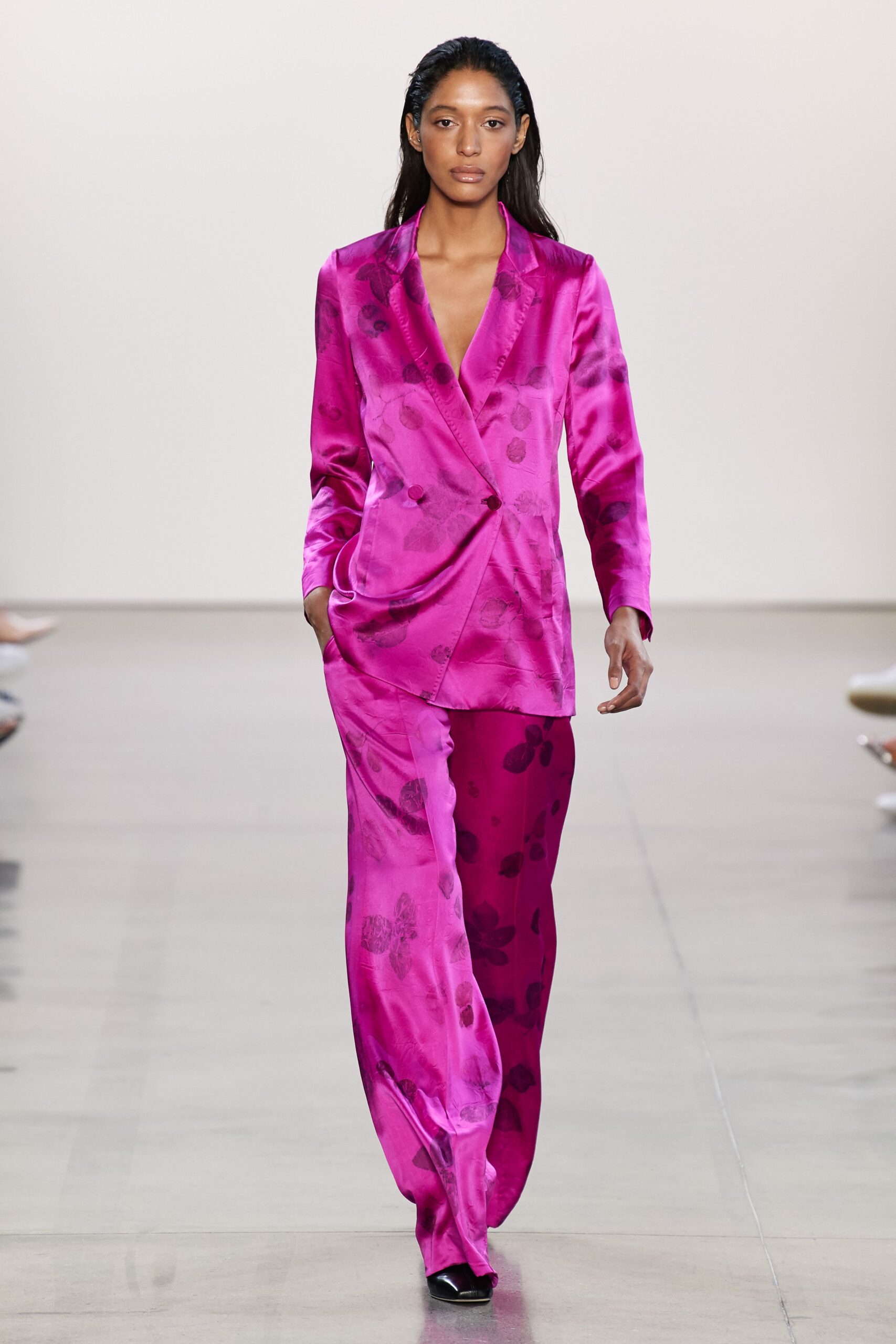 Alejandra Alonso Rojas F/W 20 Look 360