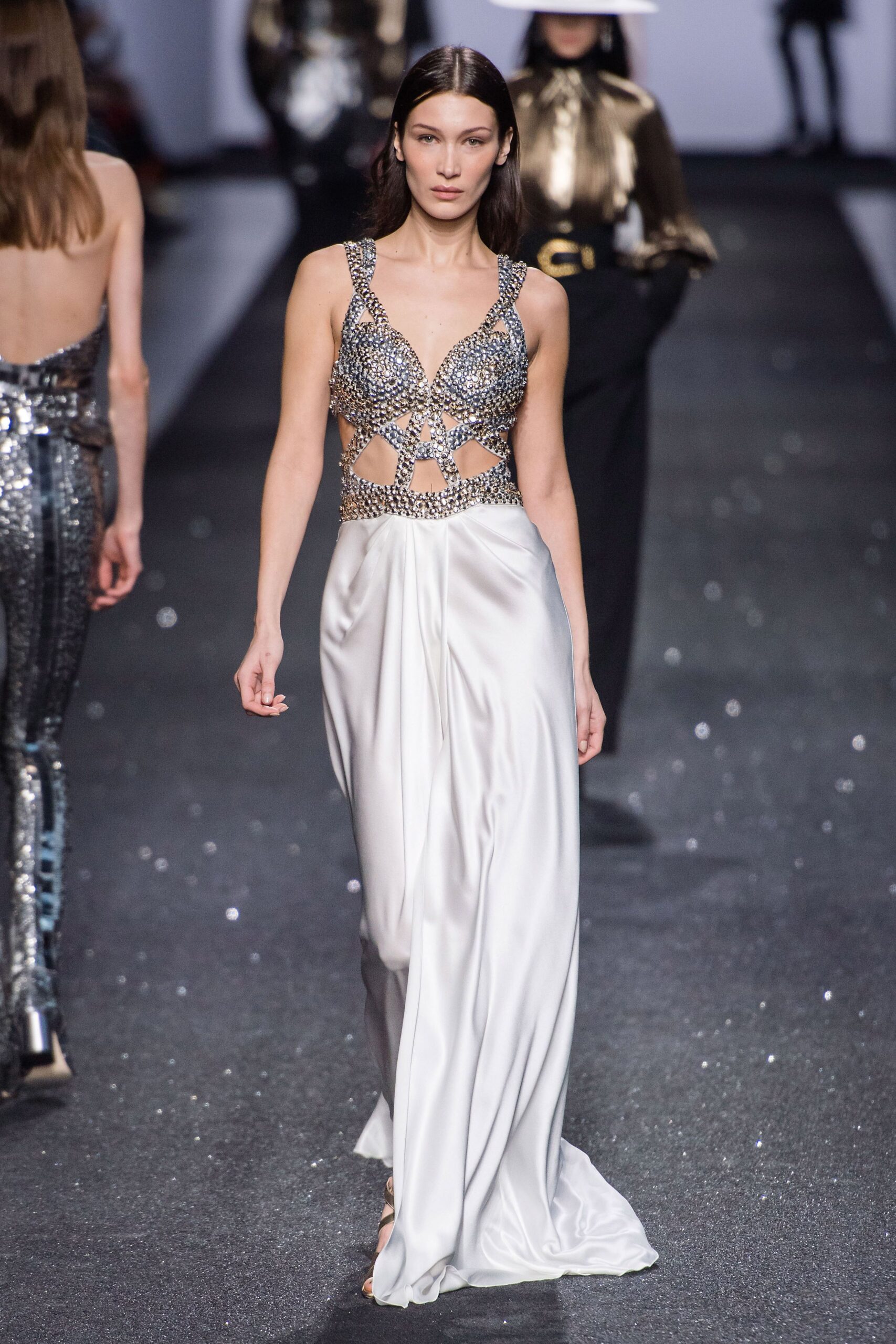 Alberta Ferretti F/W 19 Look 382