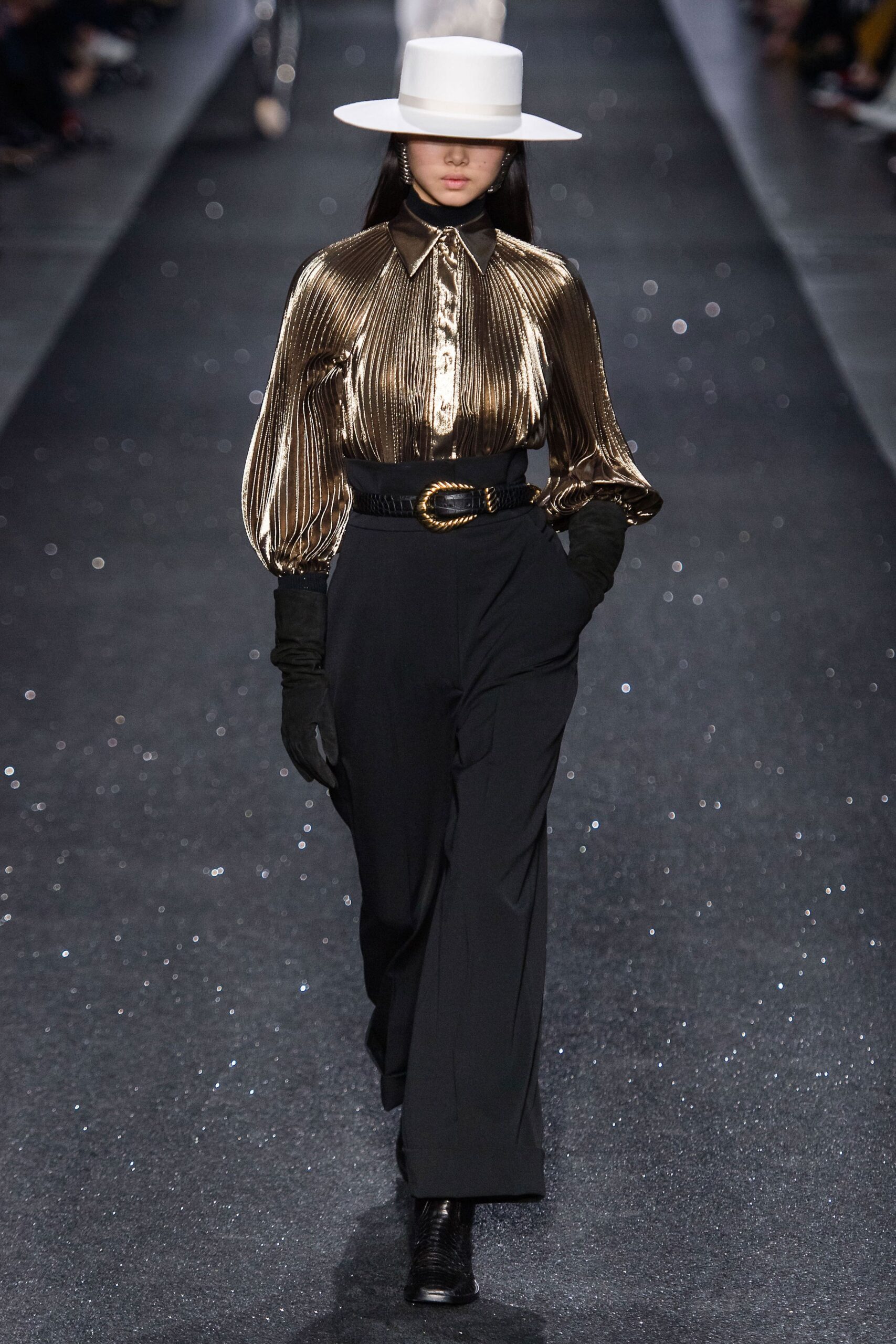 Alberta Ferretti F/W 19 Look 398