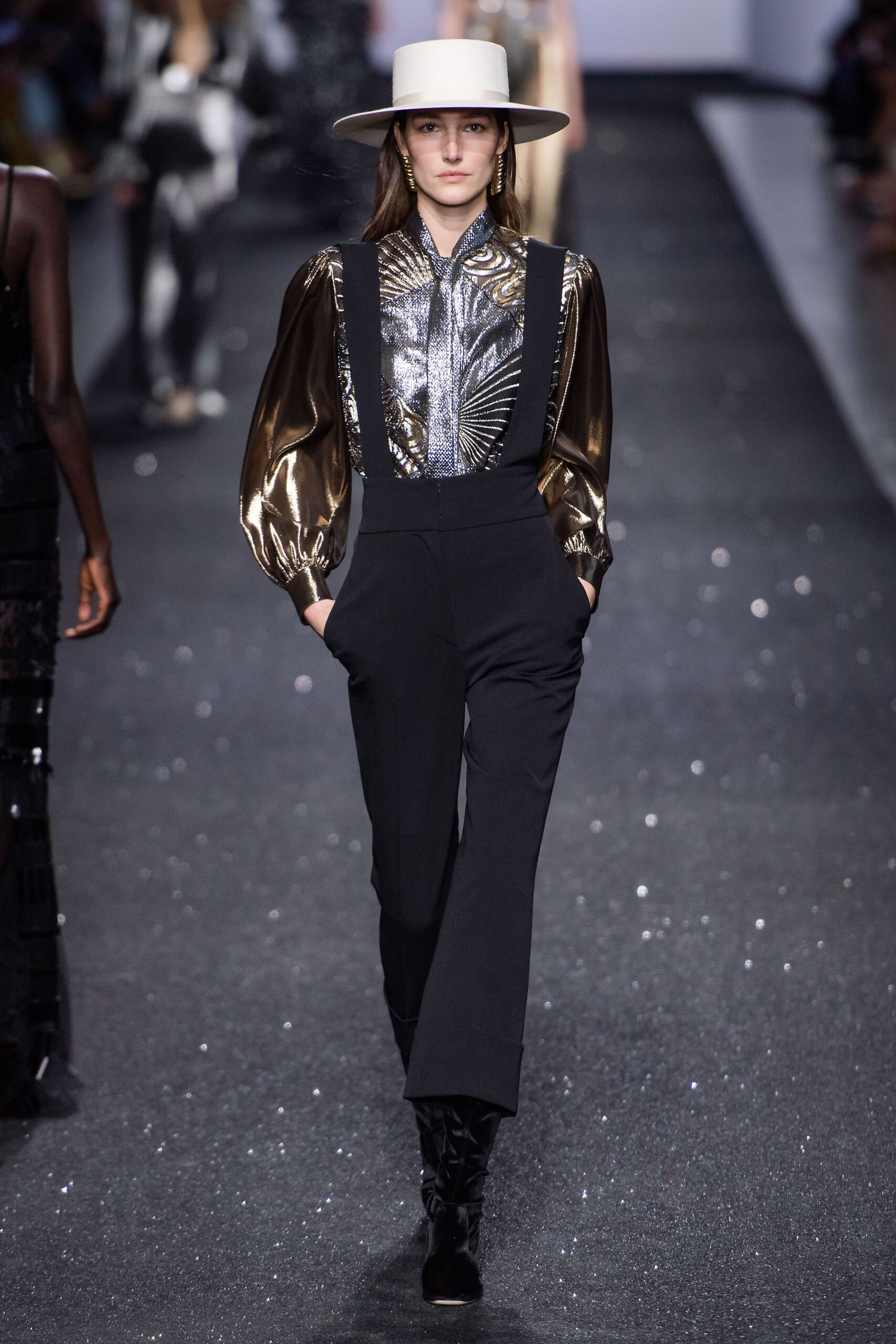 Alberta Ferretti F/W 19 Look 513