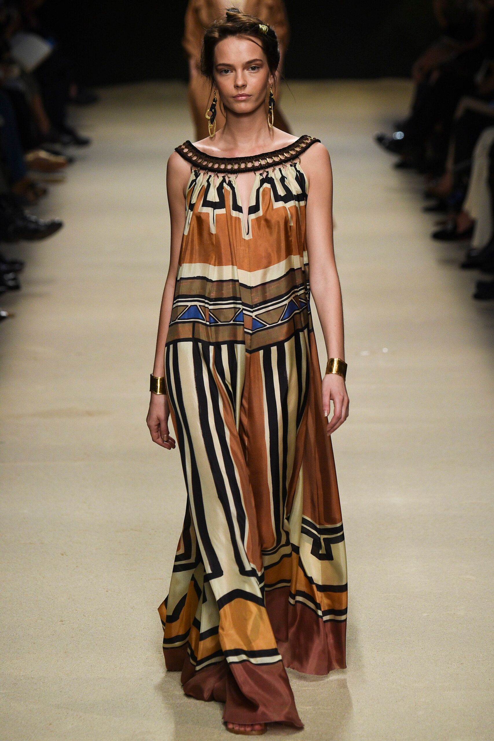 Alberta Ferretti S/S 16 Look 222