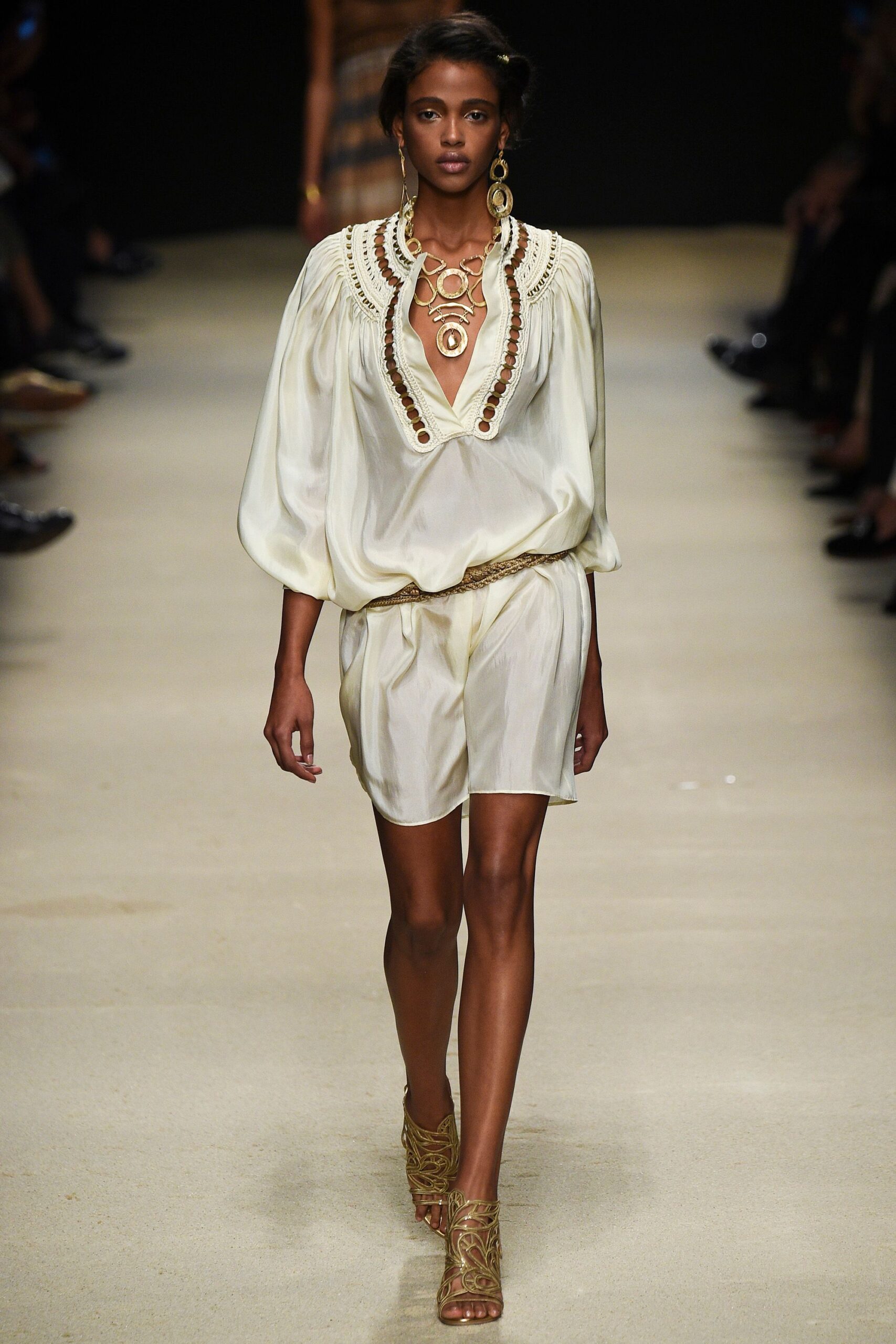 Alberta Ferretti S/S 16 Look 302