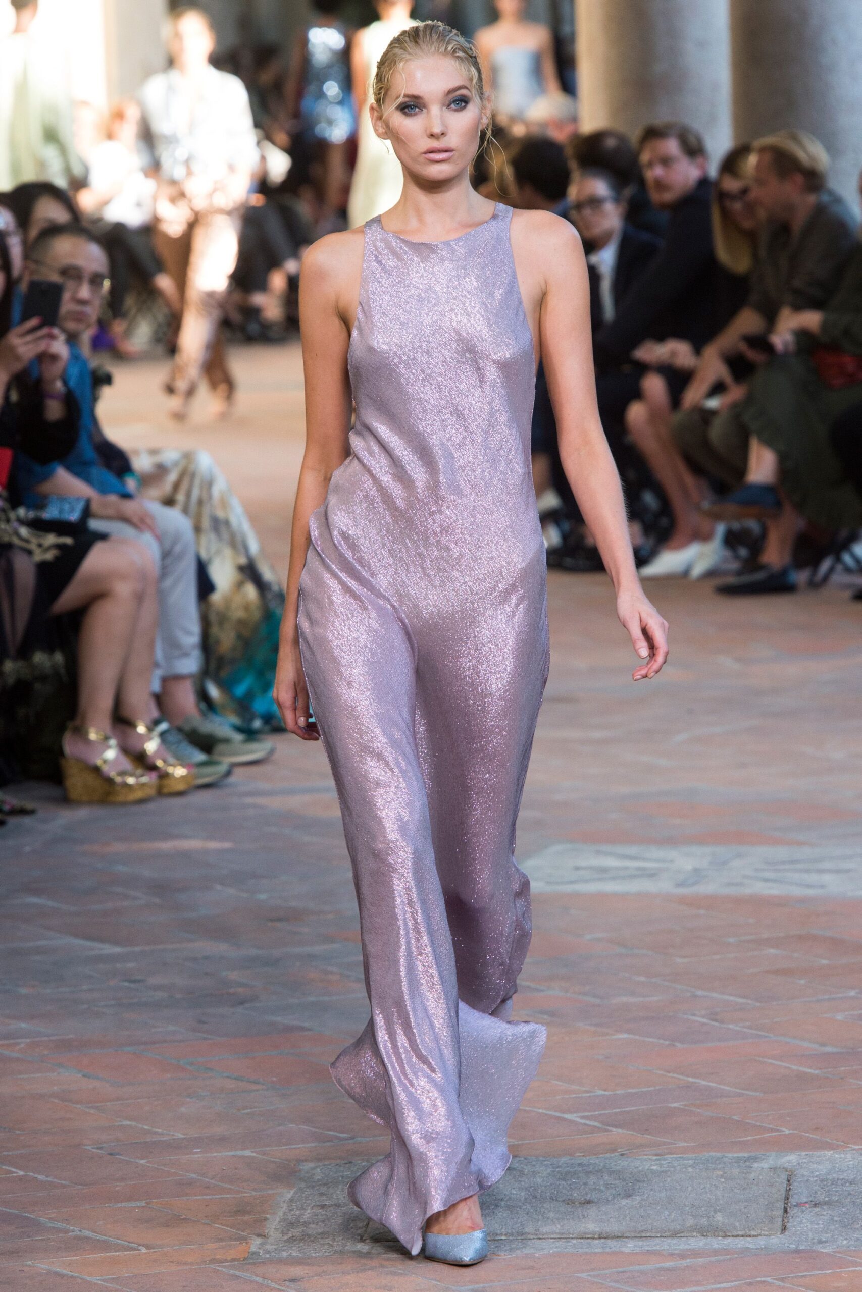Alberta Ferretti S/S 18 Look 480