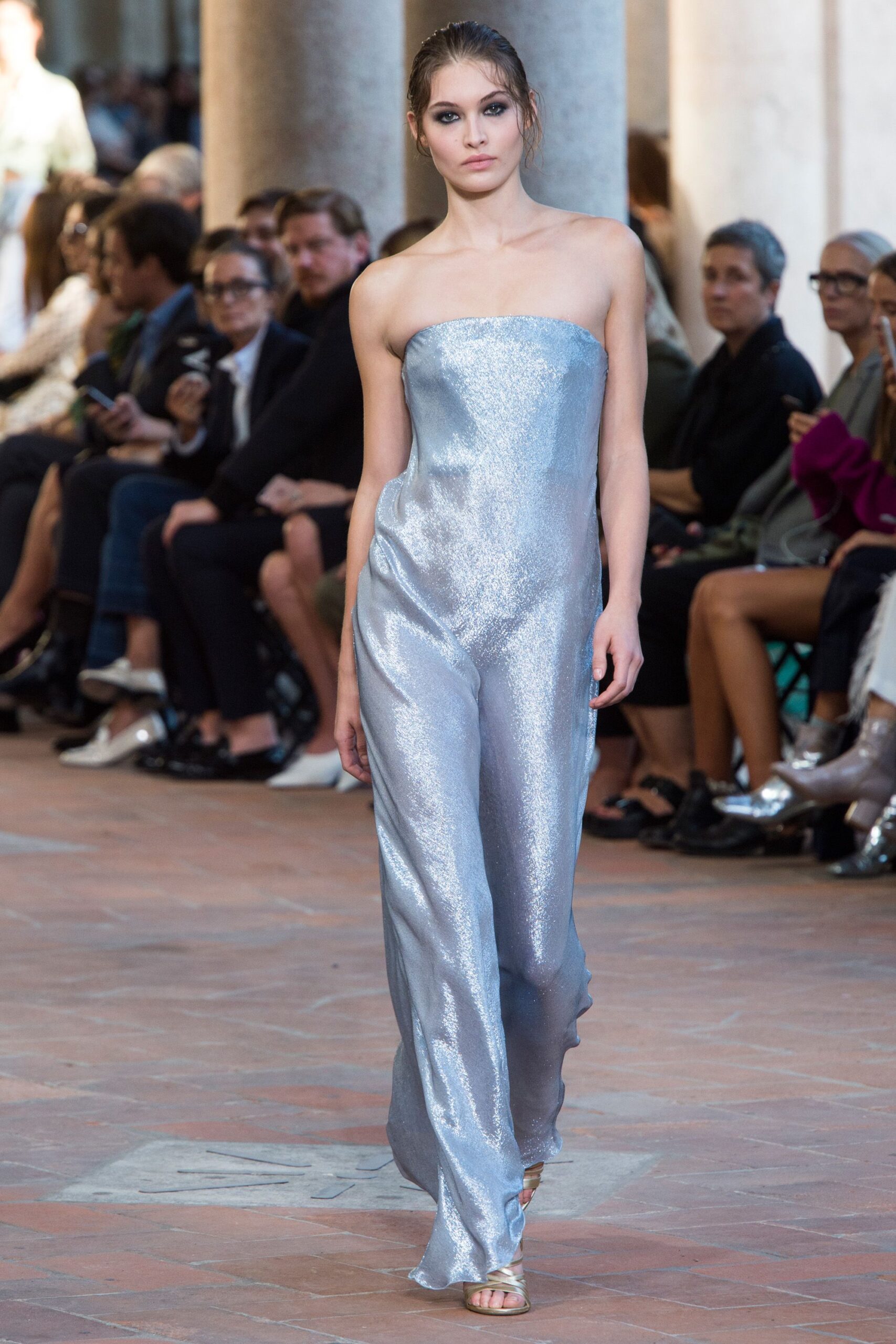 Alberta Ferretti S/S 18 Look 497