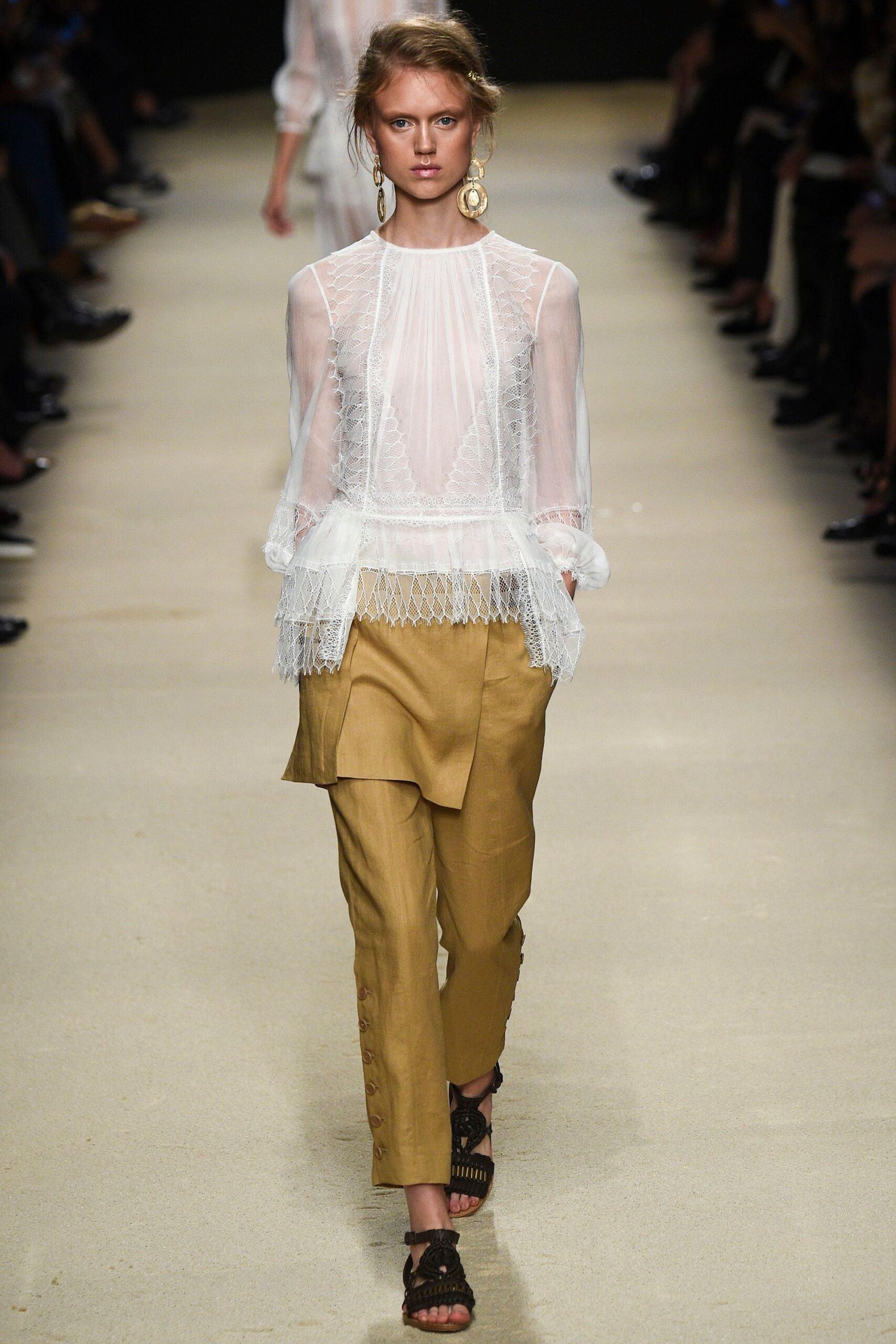 Alberta Ferretti S/S 16 Look 367