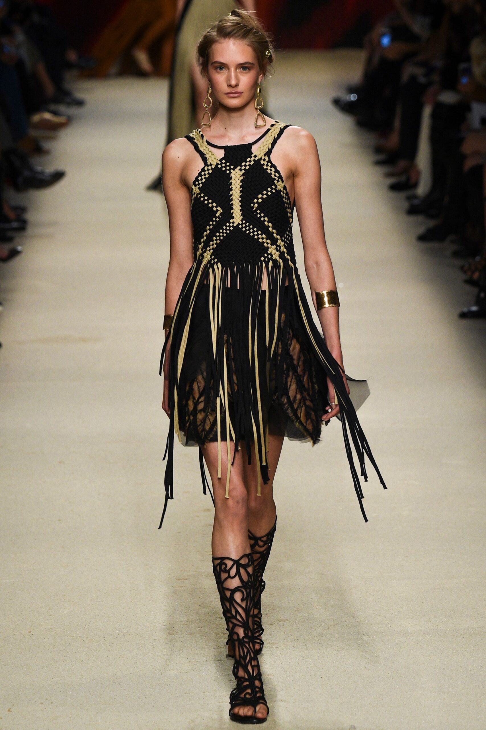 Alberta Ferretti S/S 16 Look 416