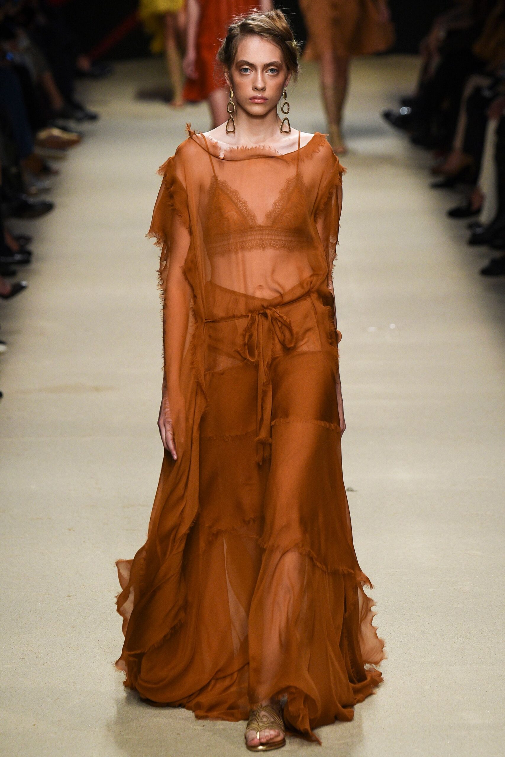 Alberta Ferretti S/S 16 Look 430