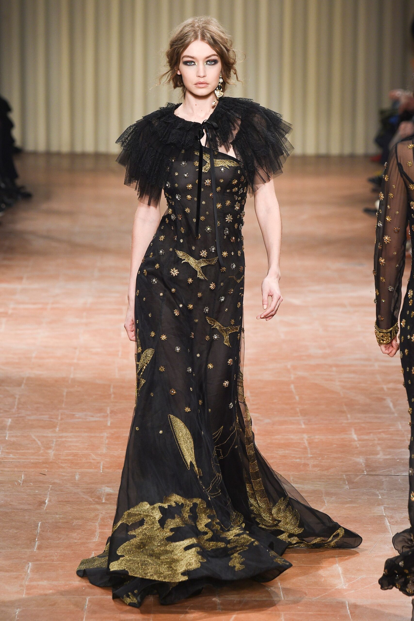 Alberta Ferretti F/W 17 Look 450
