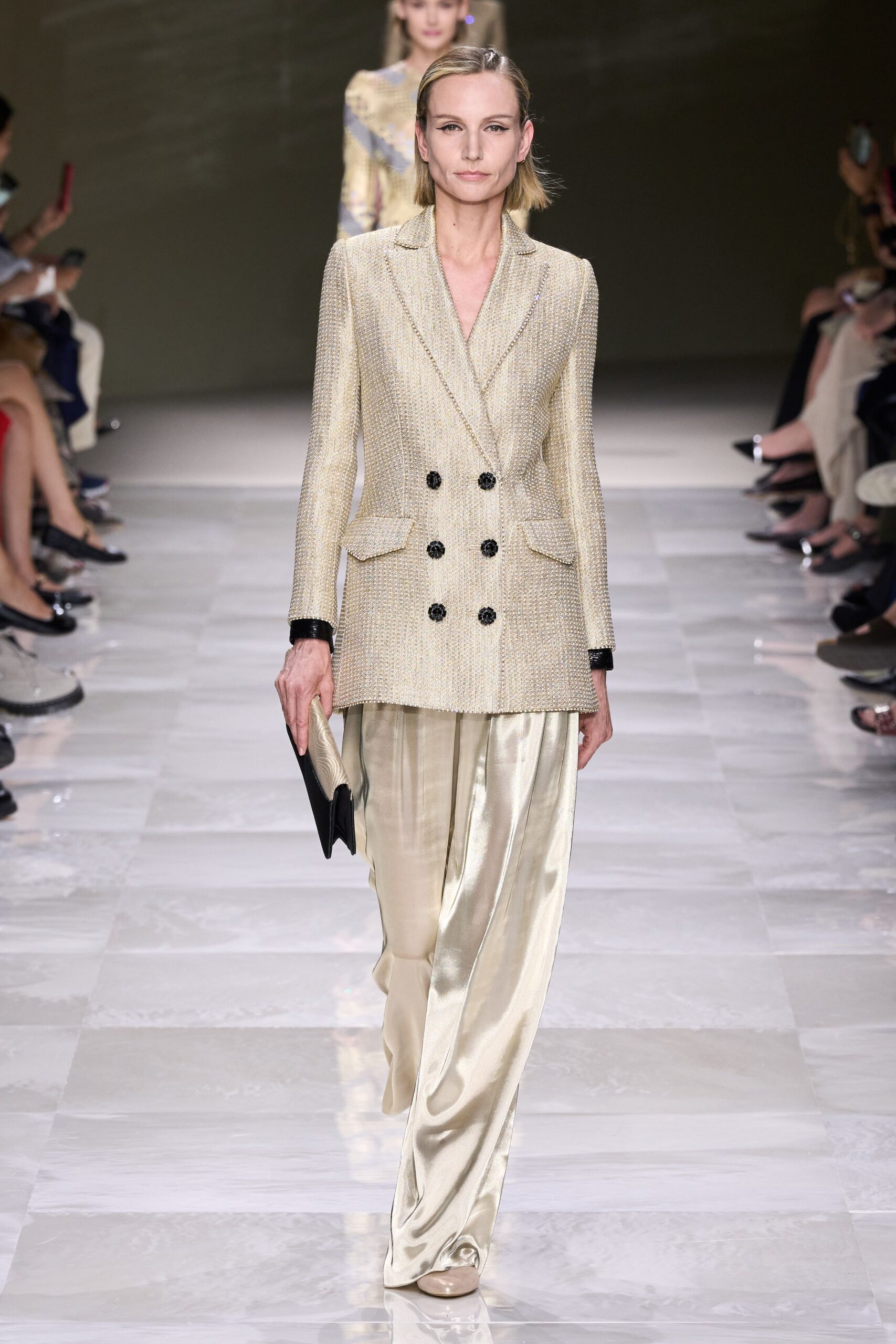 Armani Privé F/W 24 Couture Look 3