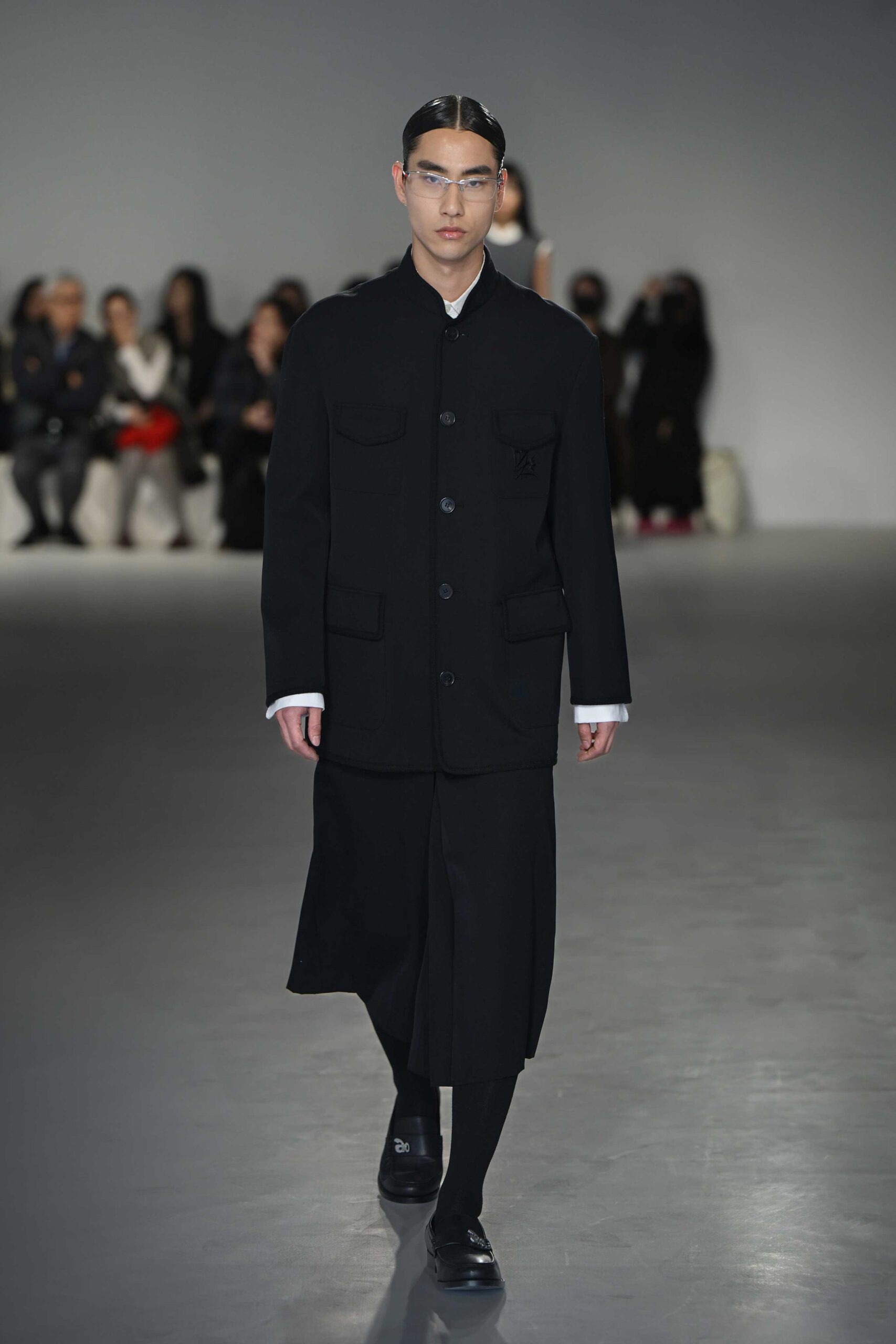 black relaxed coat with pants