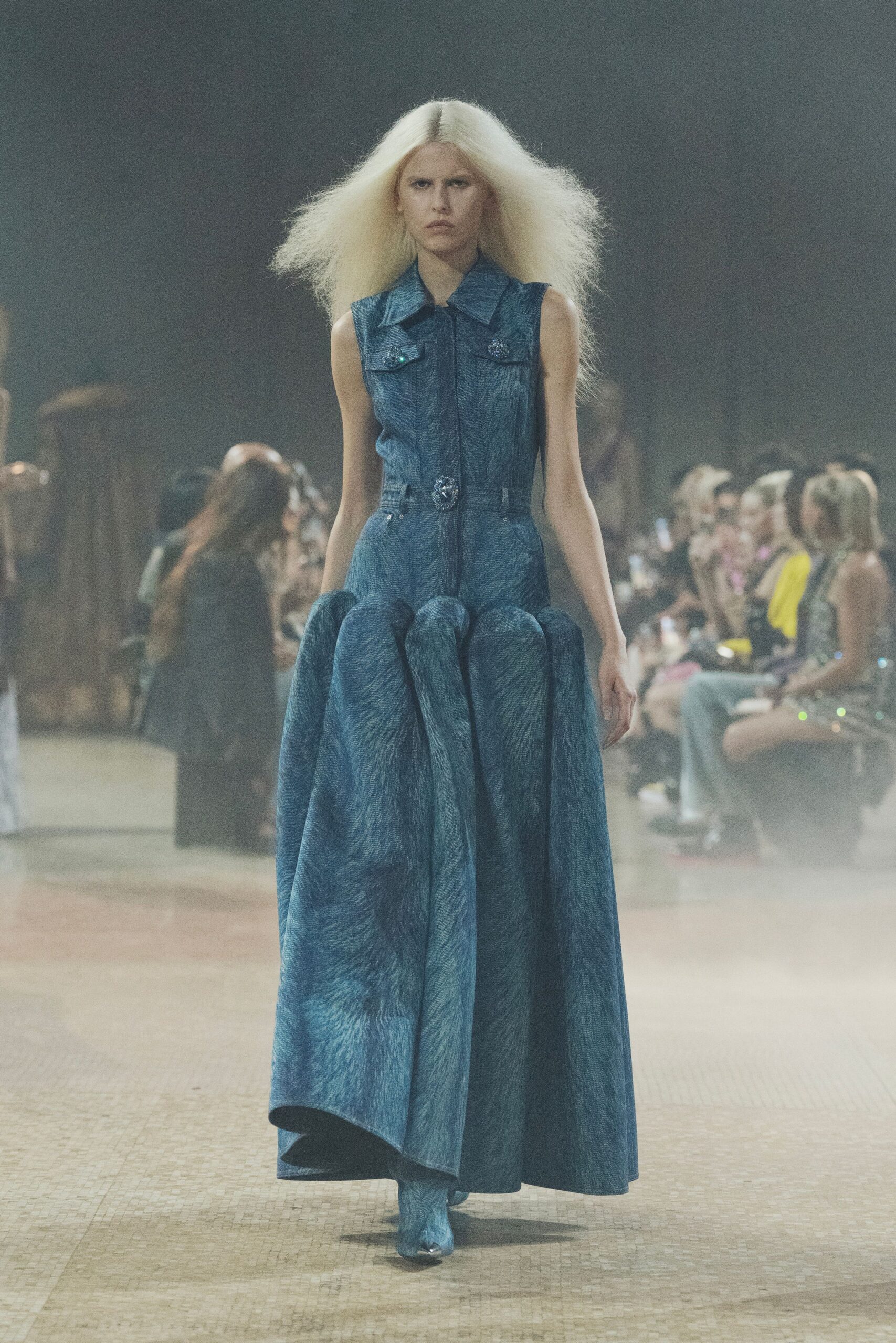 Area F/W 23 Couture Look 32