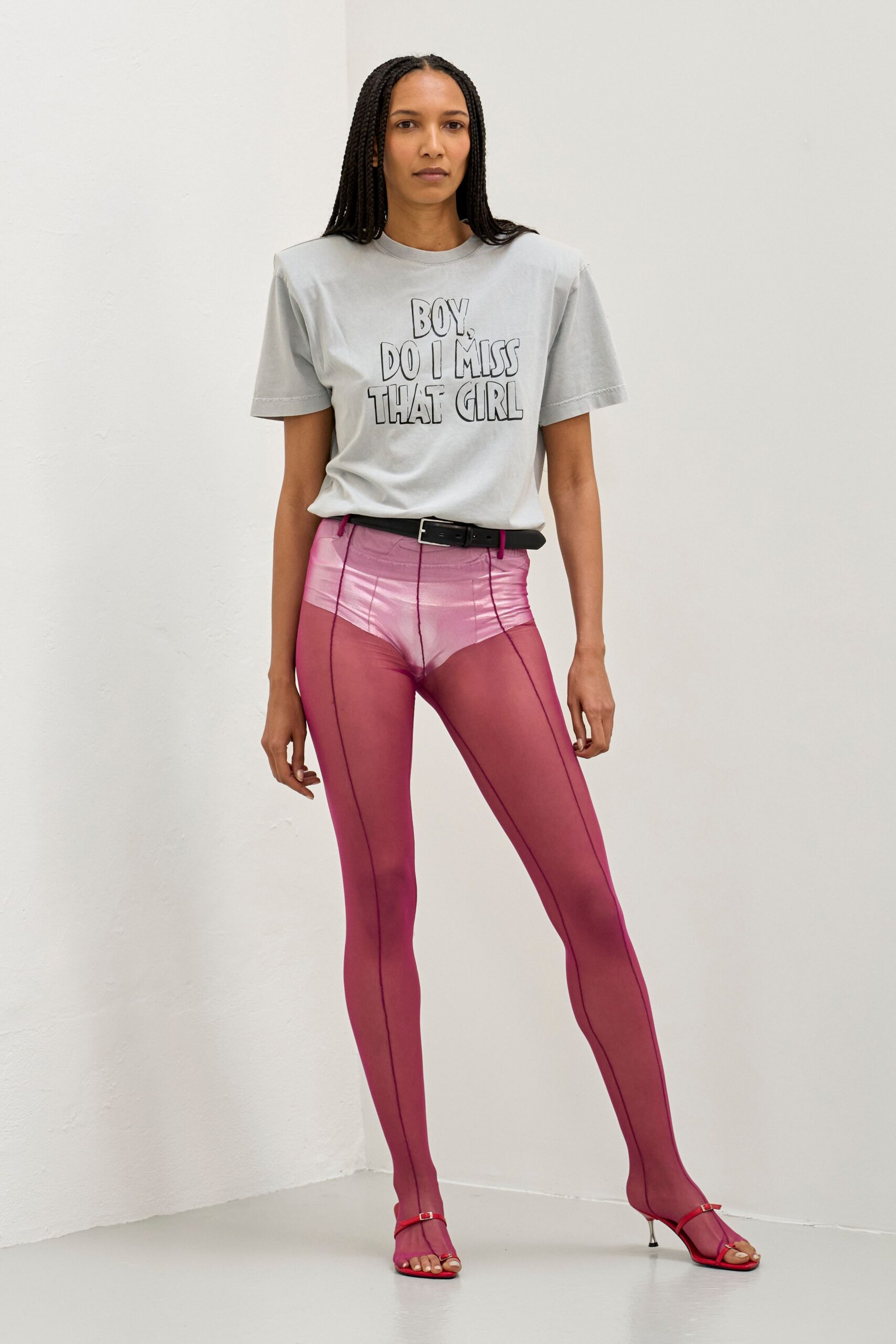 gray cotton short-sleeve collared oversized printed t-shirt