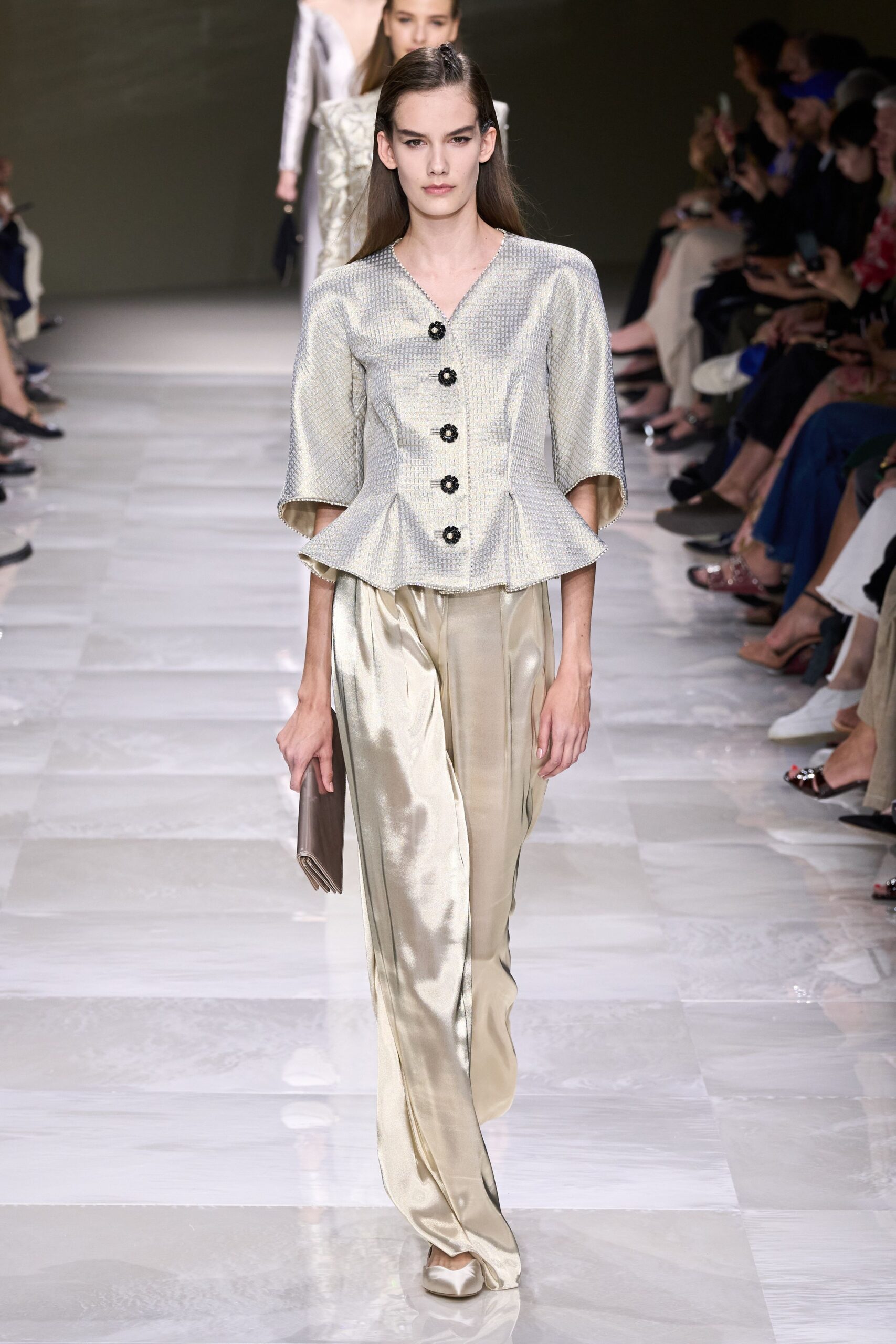 Armani Privé F/W 24 Couture Look 18