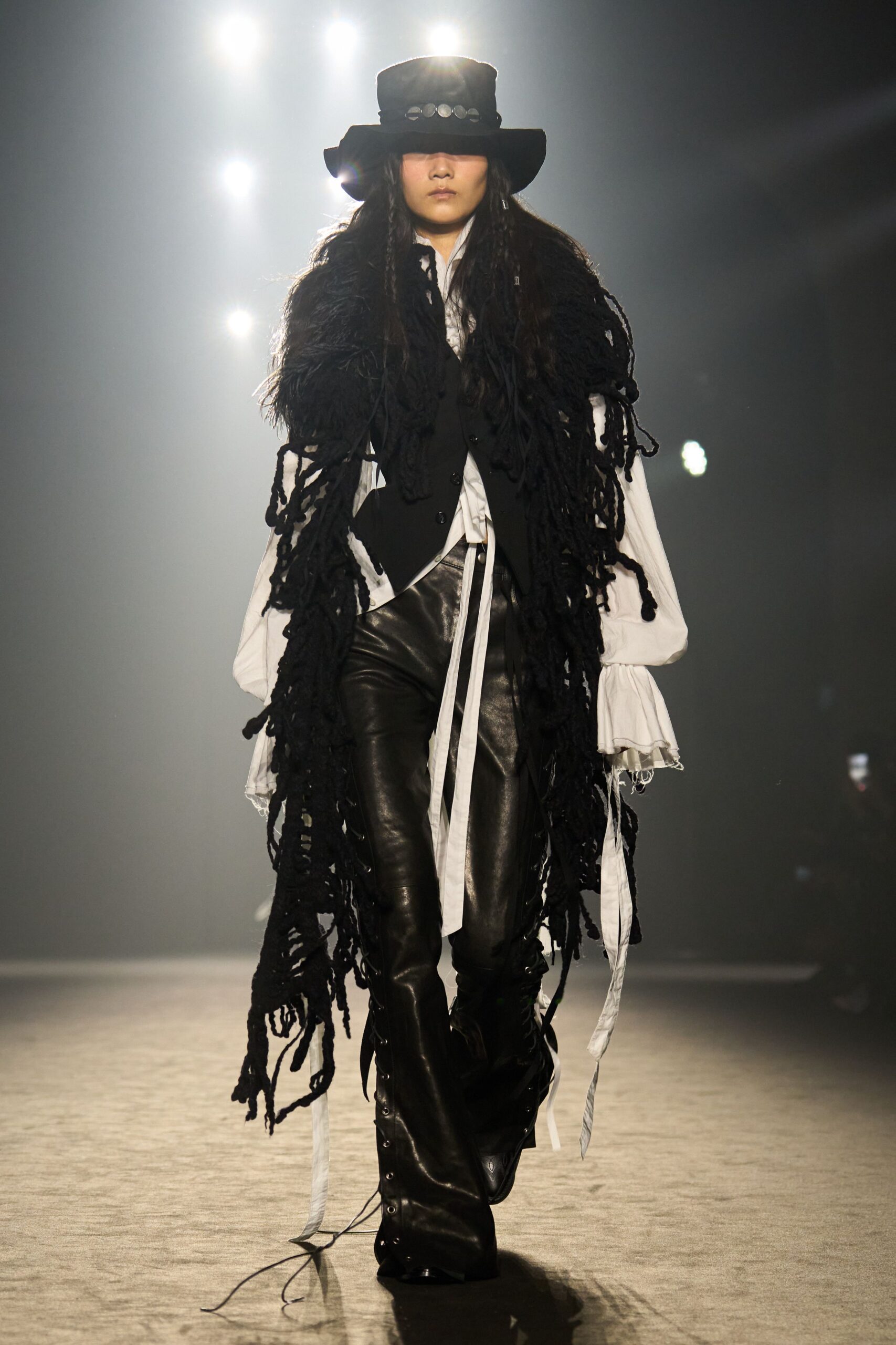 Ann Demeulemeester F/W 25 Look 60