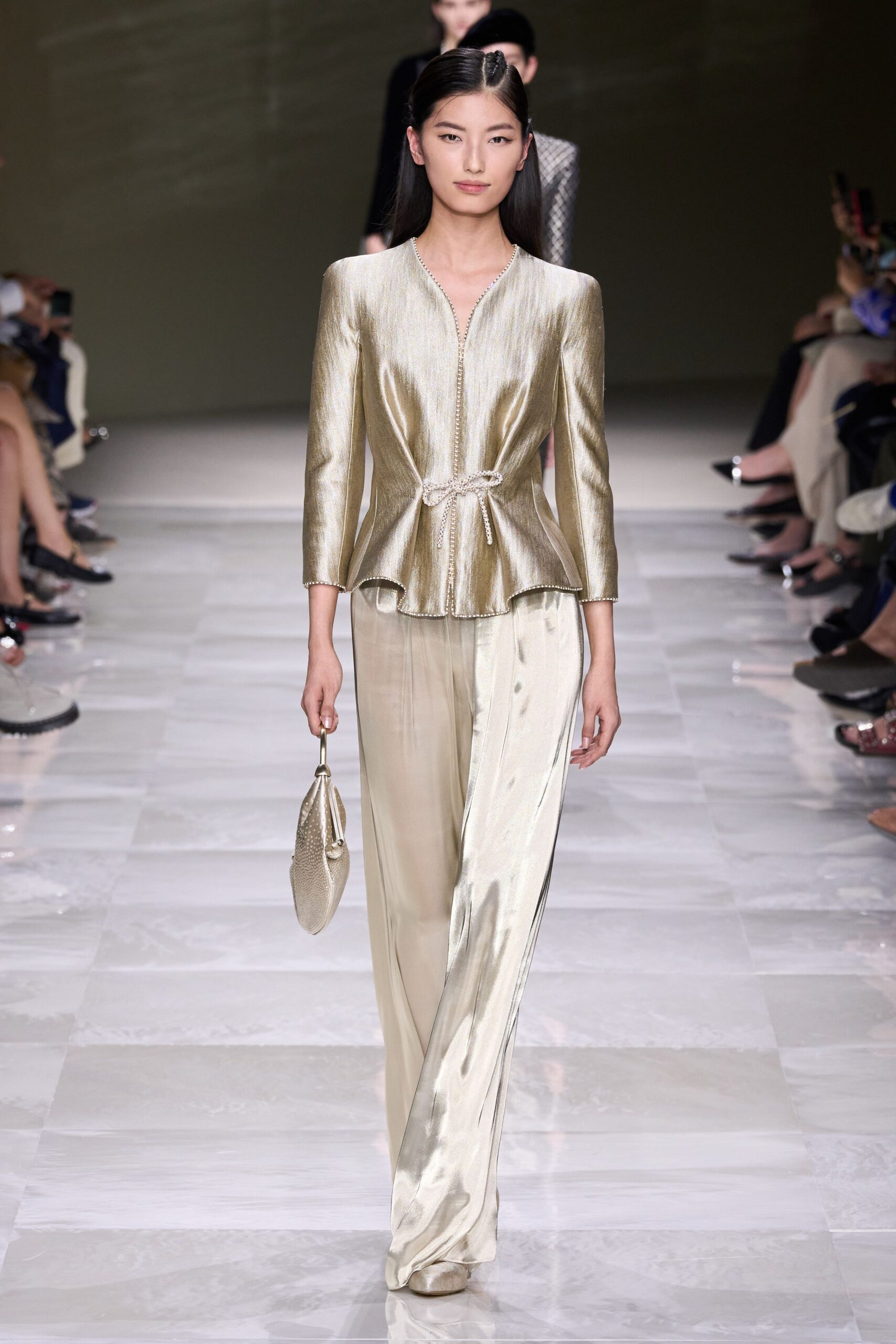 Armani Privé F/W 24 Couture Look 36