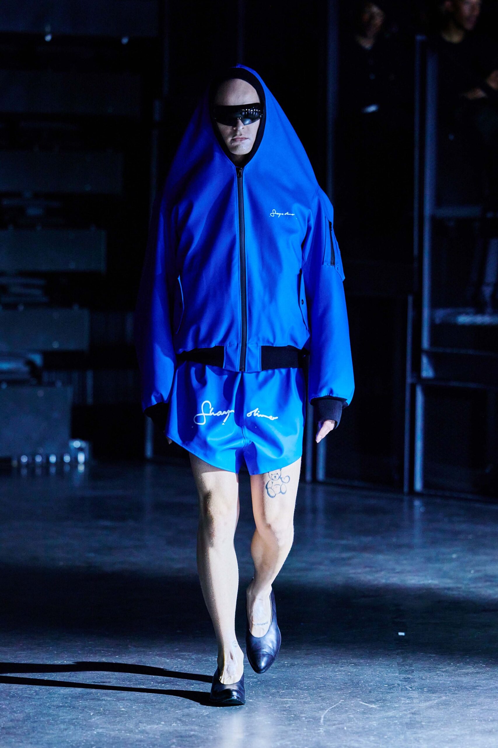 blue neoprene long-sleeve hooded oversized jacket