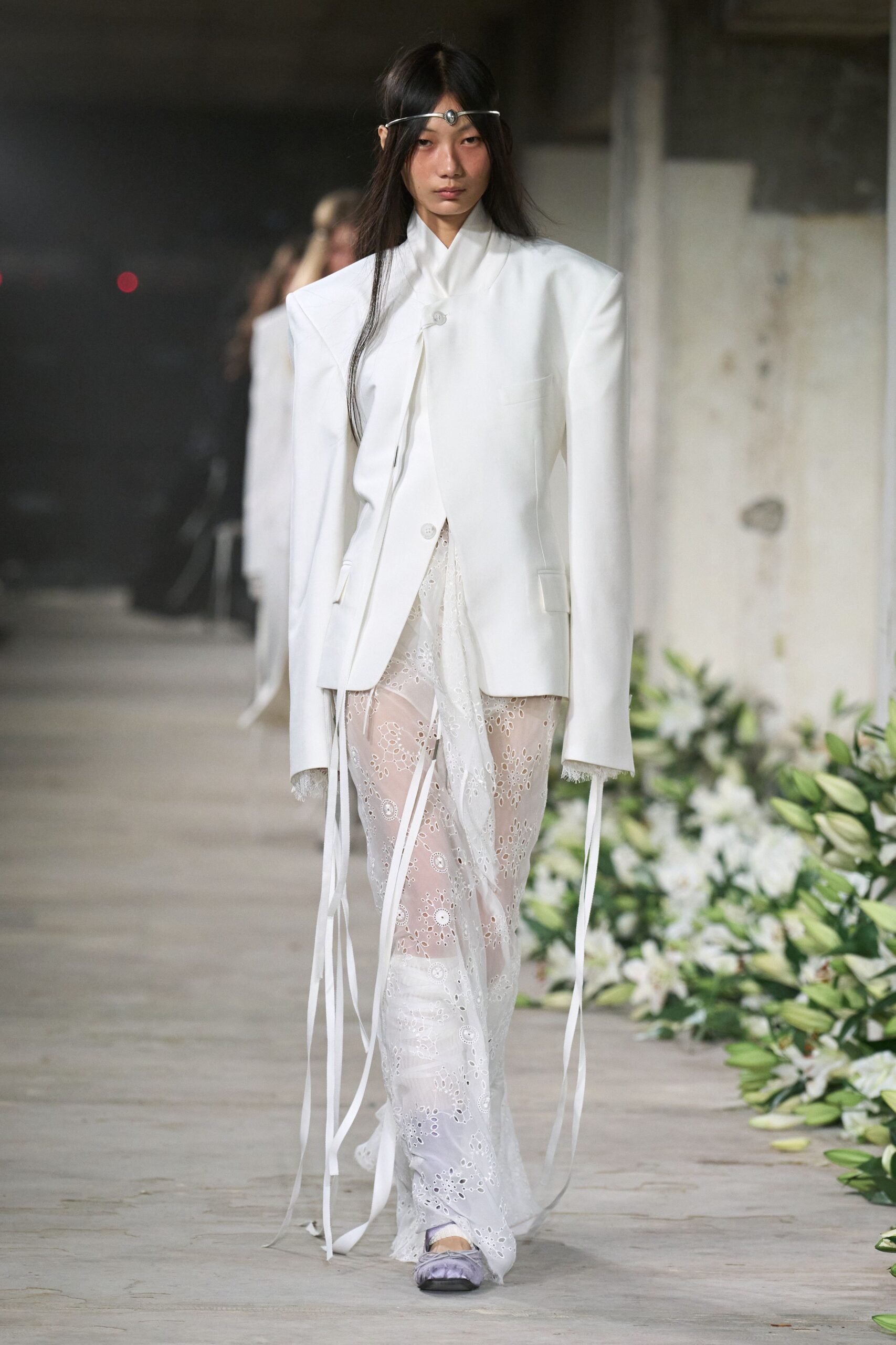 white lace sleeveless fitted pleated sheer pants