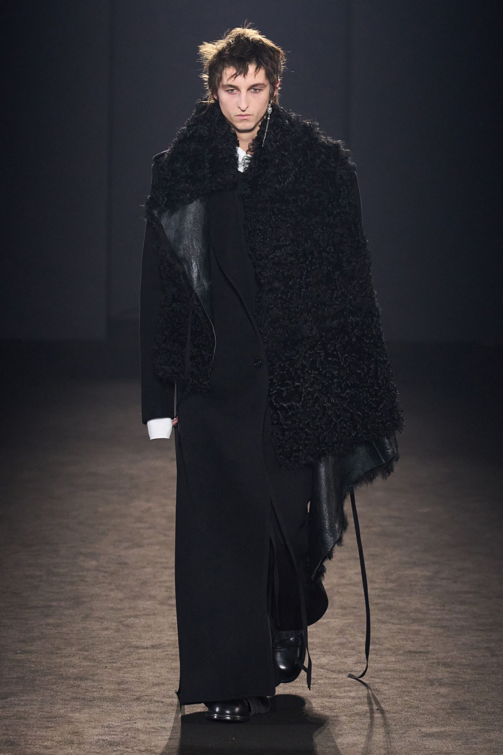 Ann Demeulemeester F/W 24 Look 101