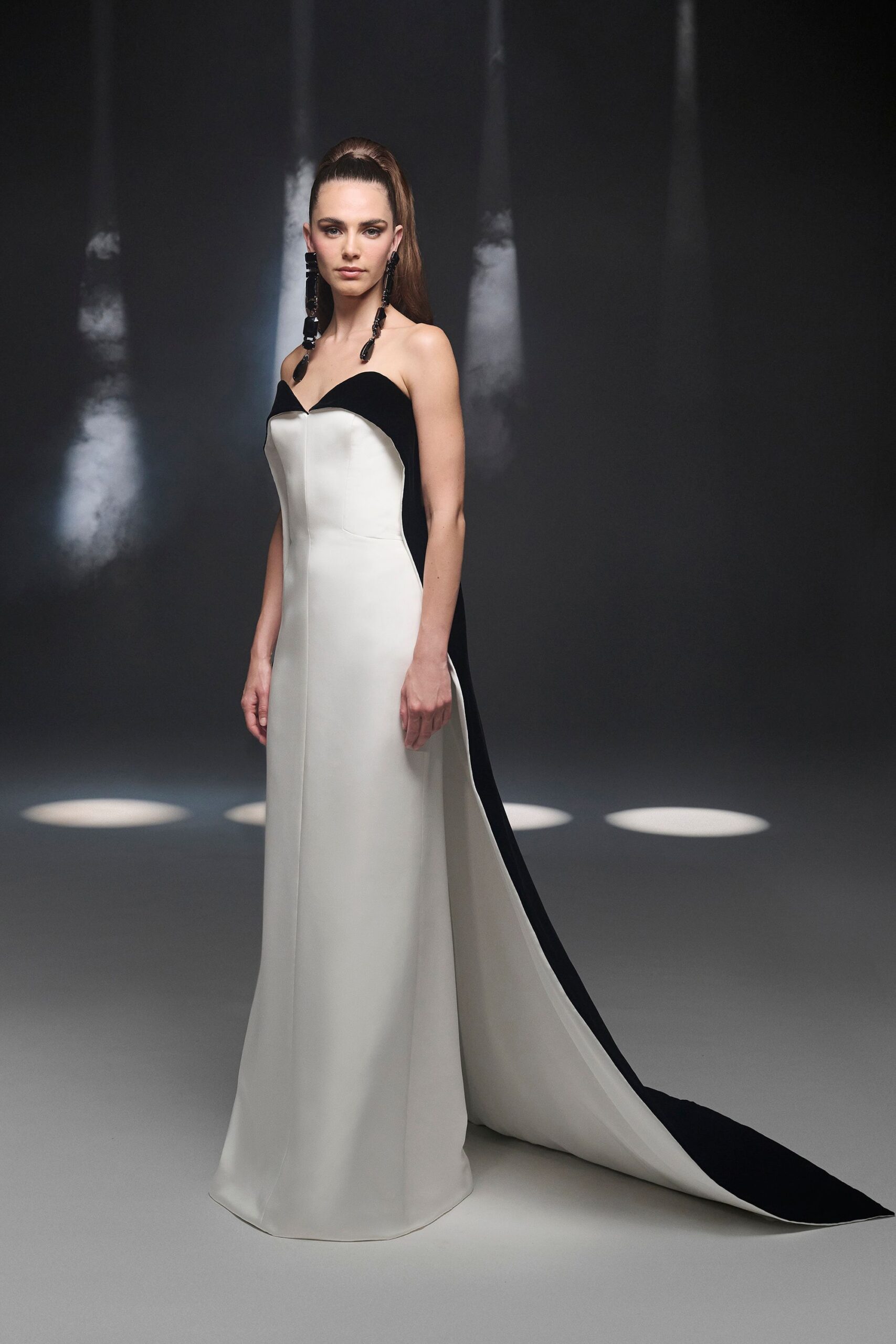 Antonio Grimaldi F/W 24 Couture Look 100