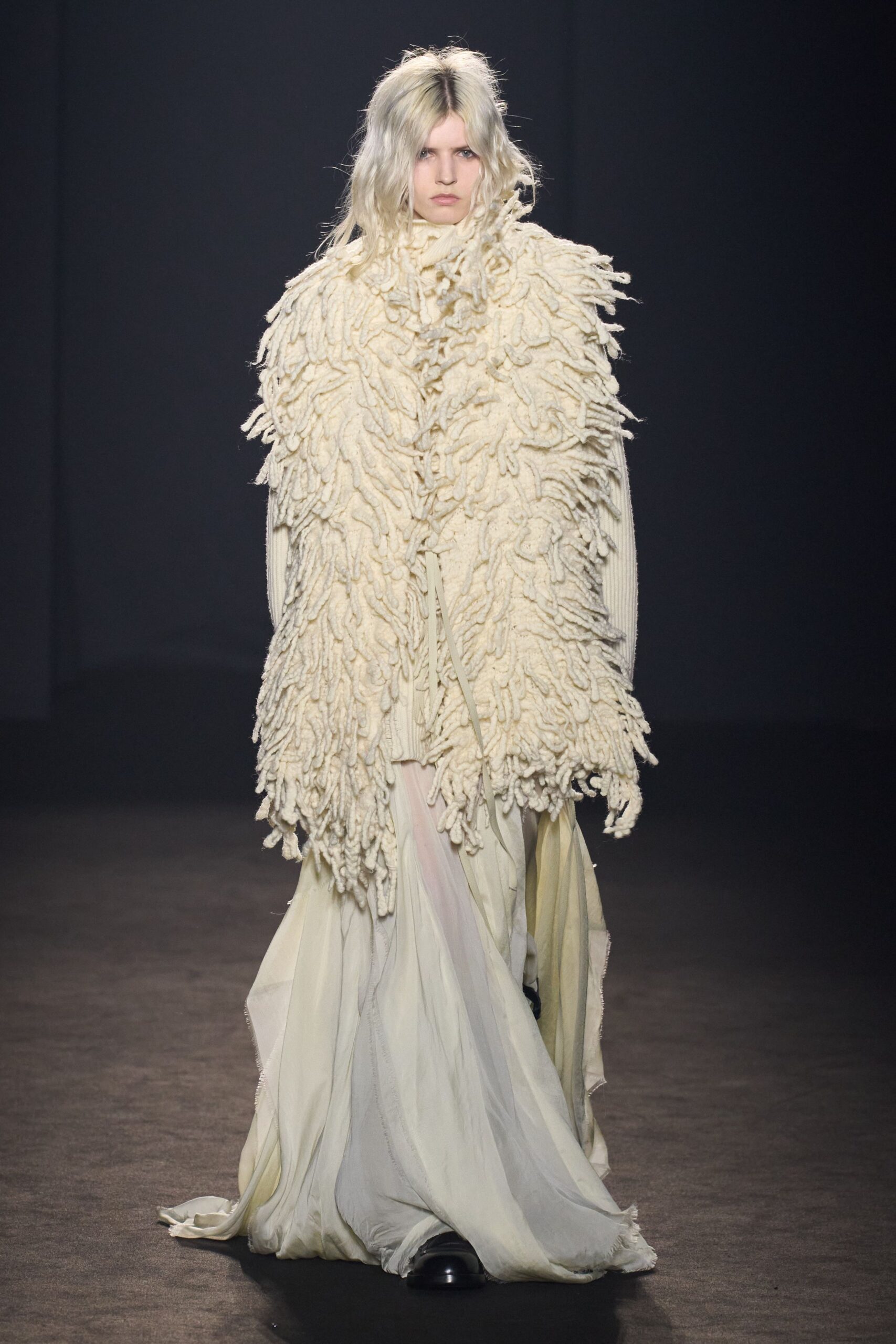 Ann Demeulemeester F/W 24 Look 137