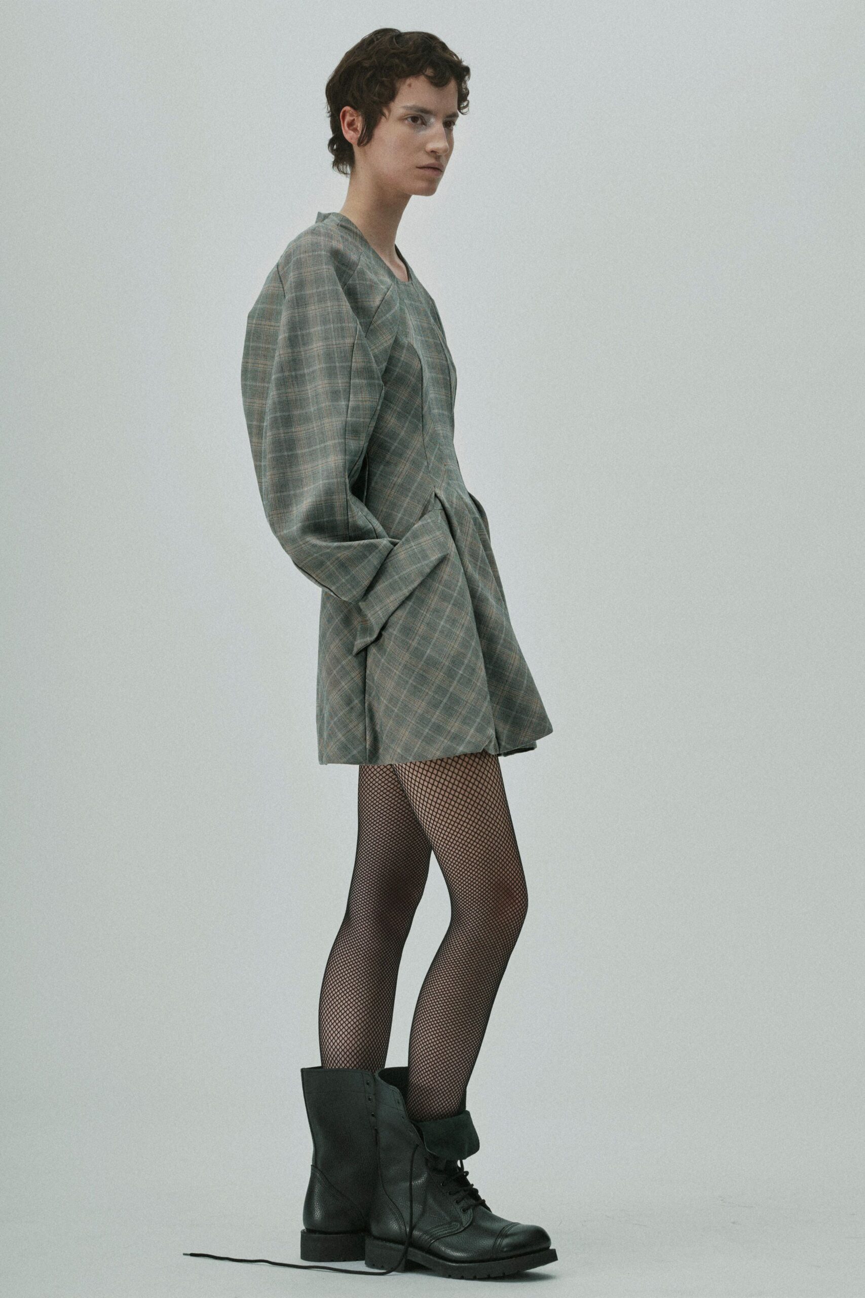 gray cotton long-sleeve v-neck relaxed checked mini dress