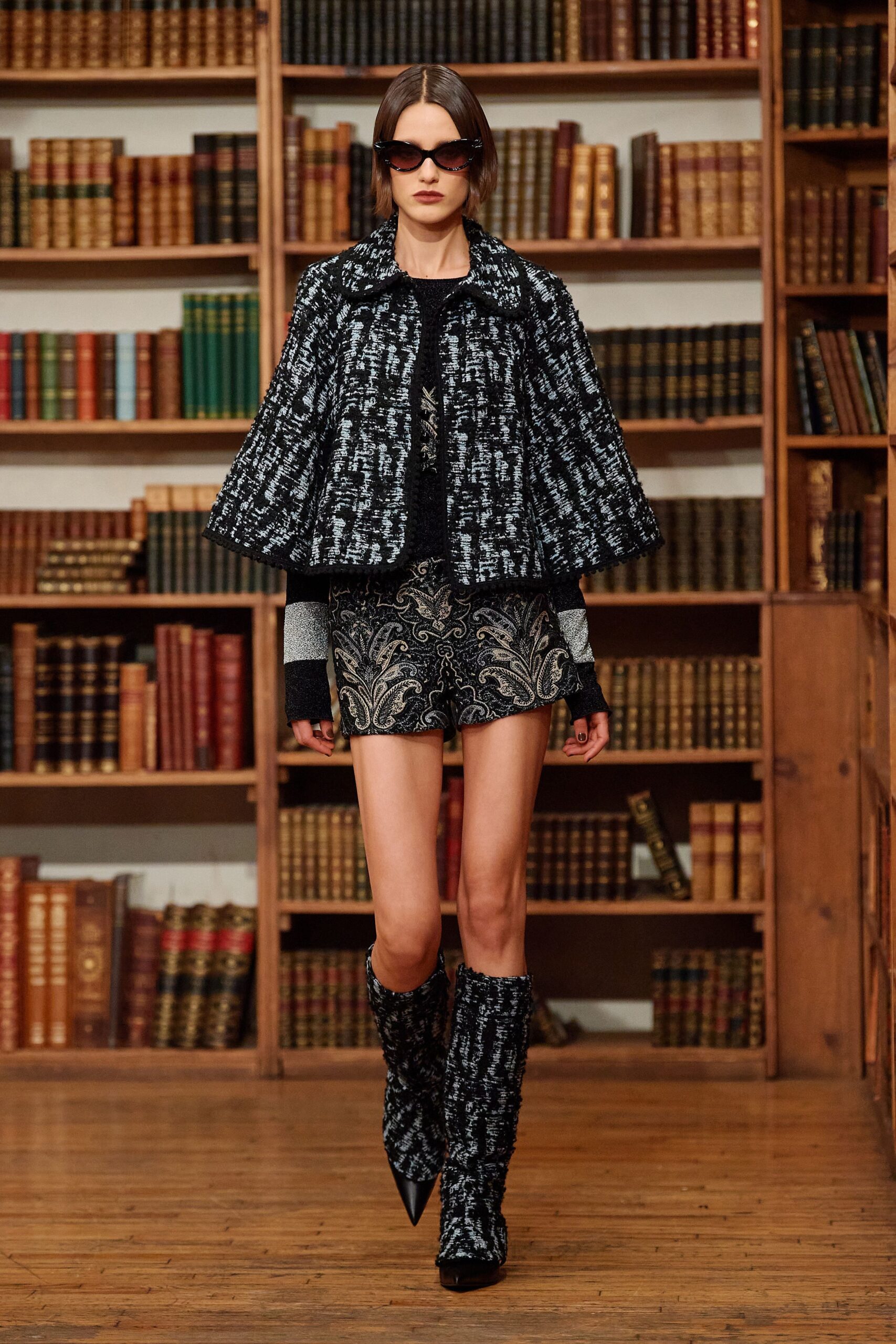 Anna Sui F/W 24 Look 105