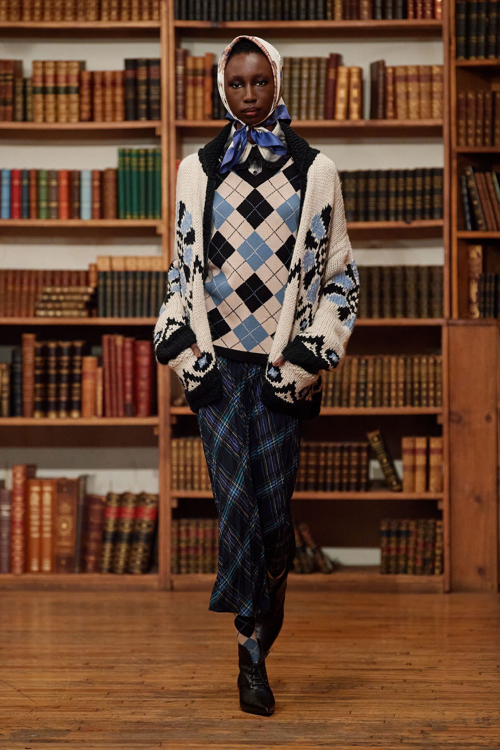 Anna Sui F/W 24 Look 113