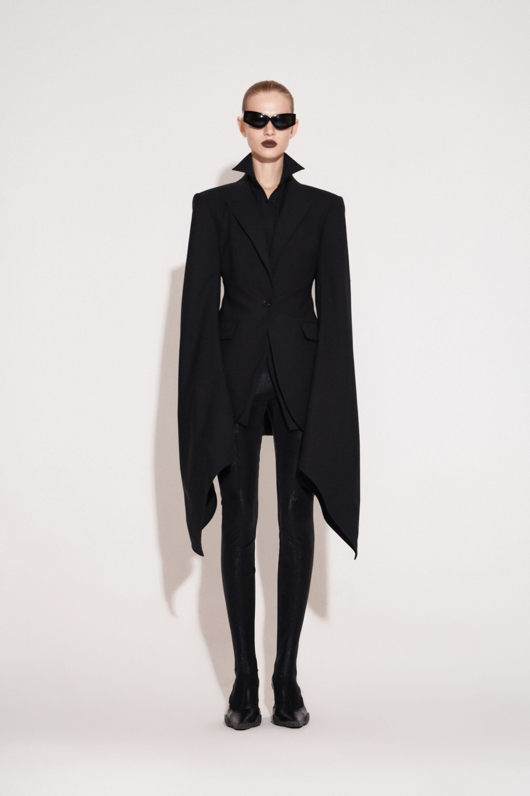 black wool long-sleeve collared structured blazer