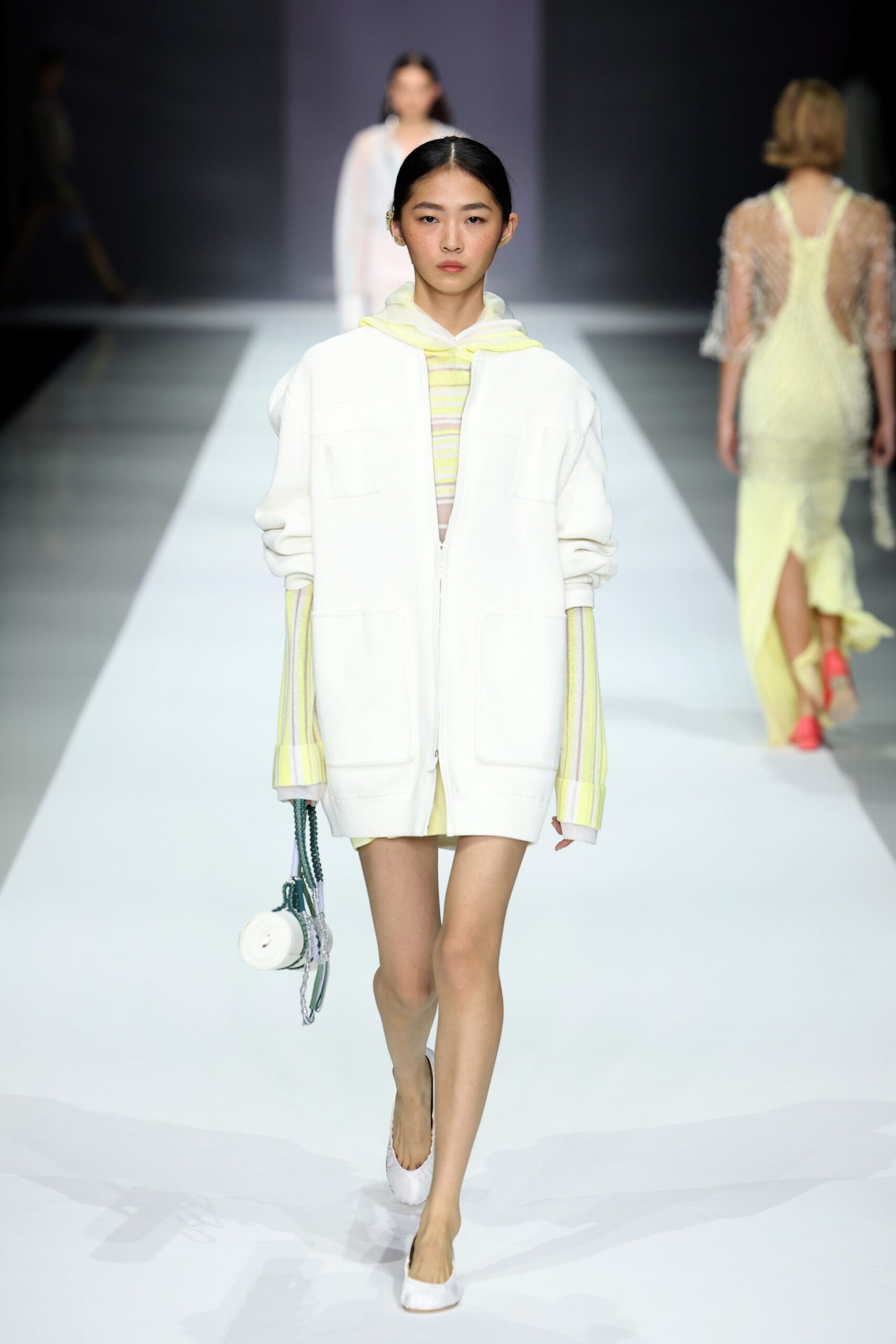 oversized white jacket with fitted top