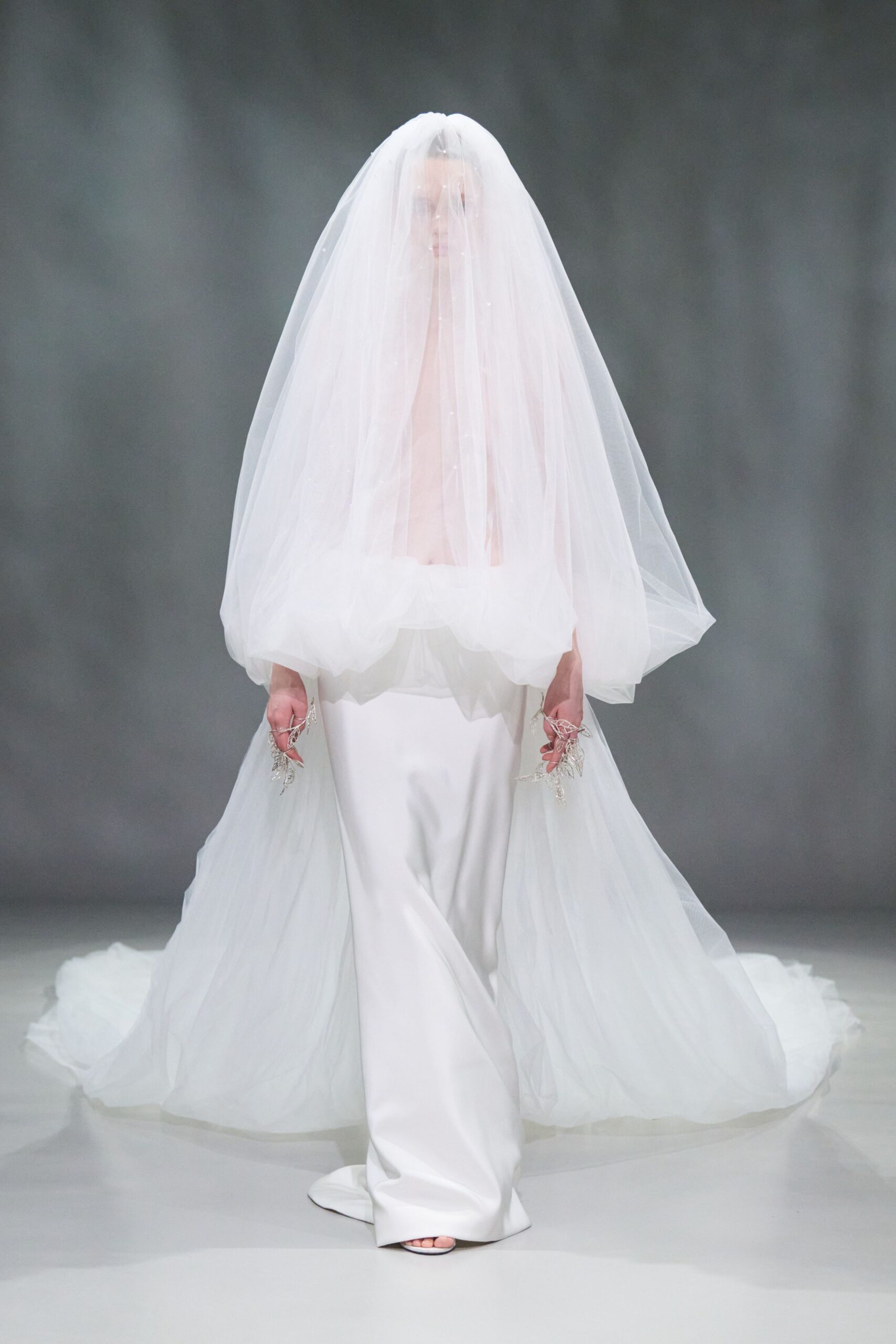white tulle gown with veil