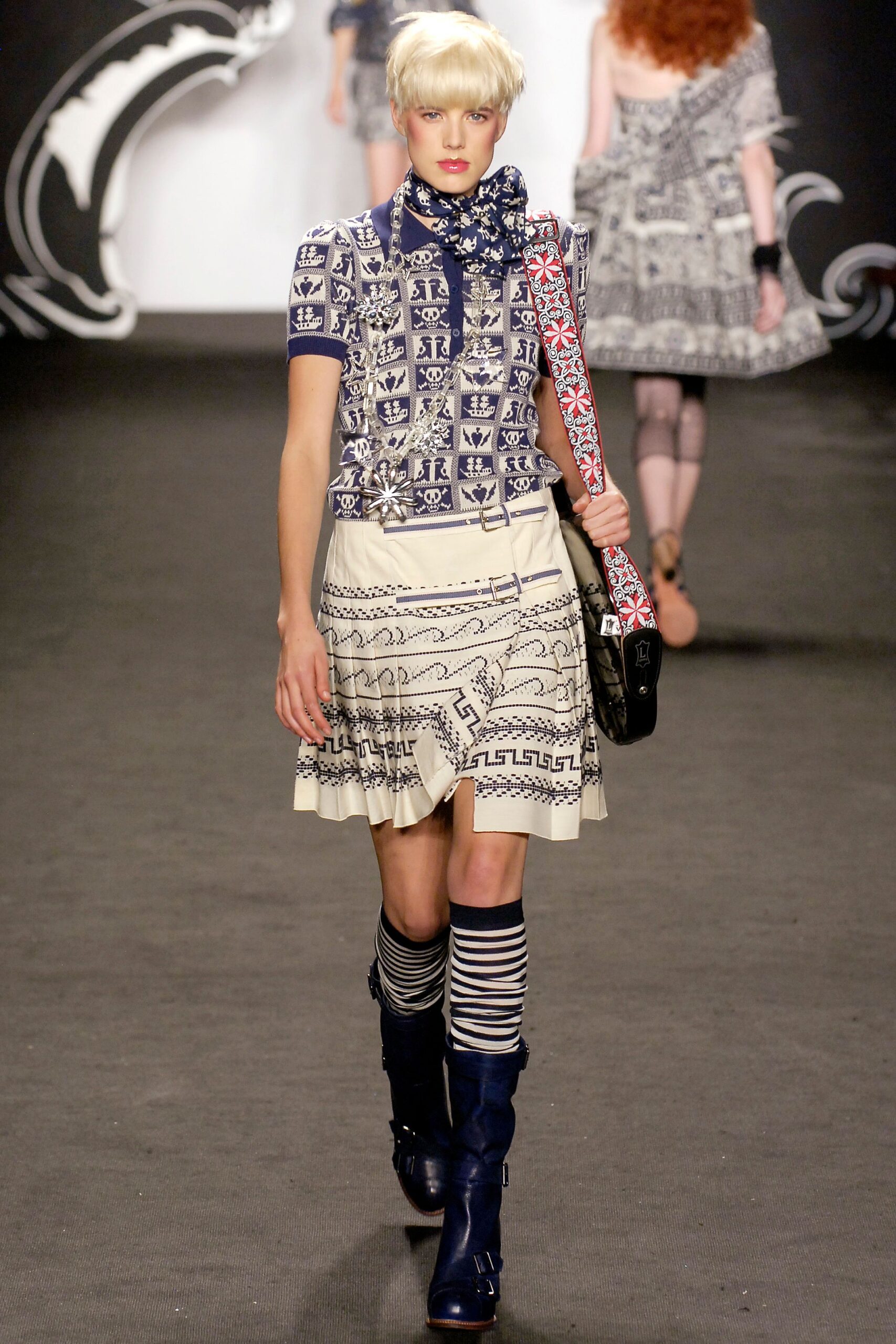 Anna Sui S/S 07 Look 6