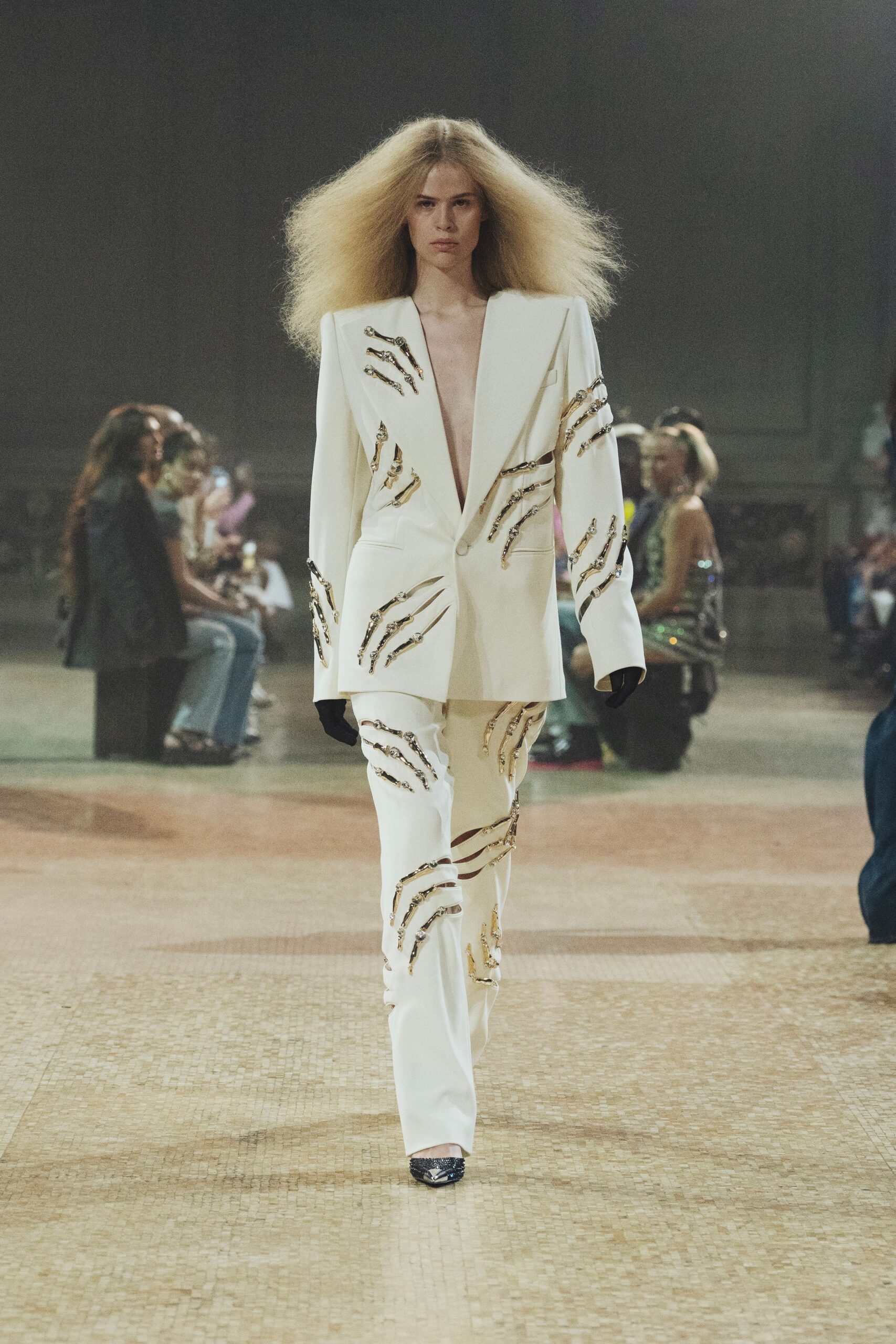 Area F/W 23 Couture Look 266