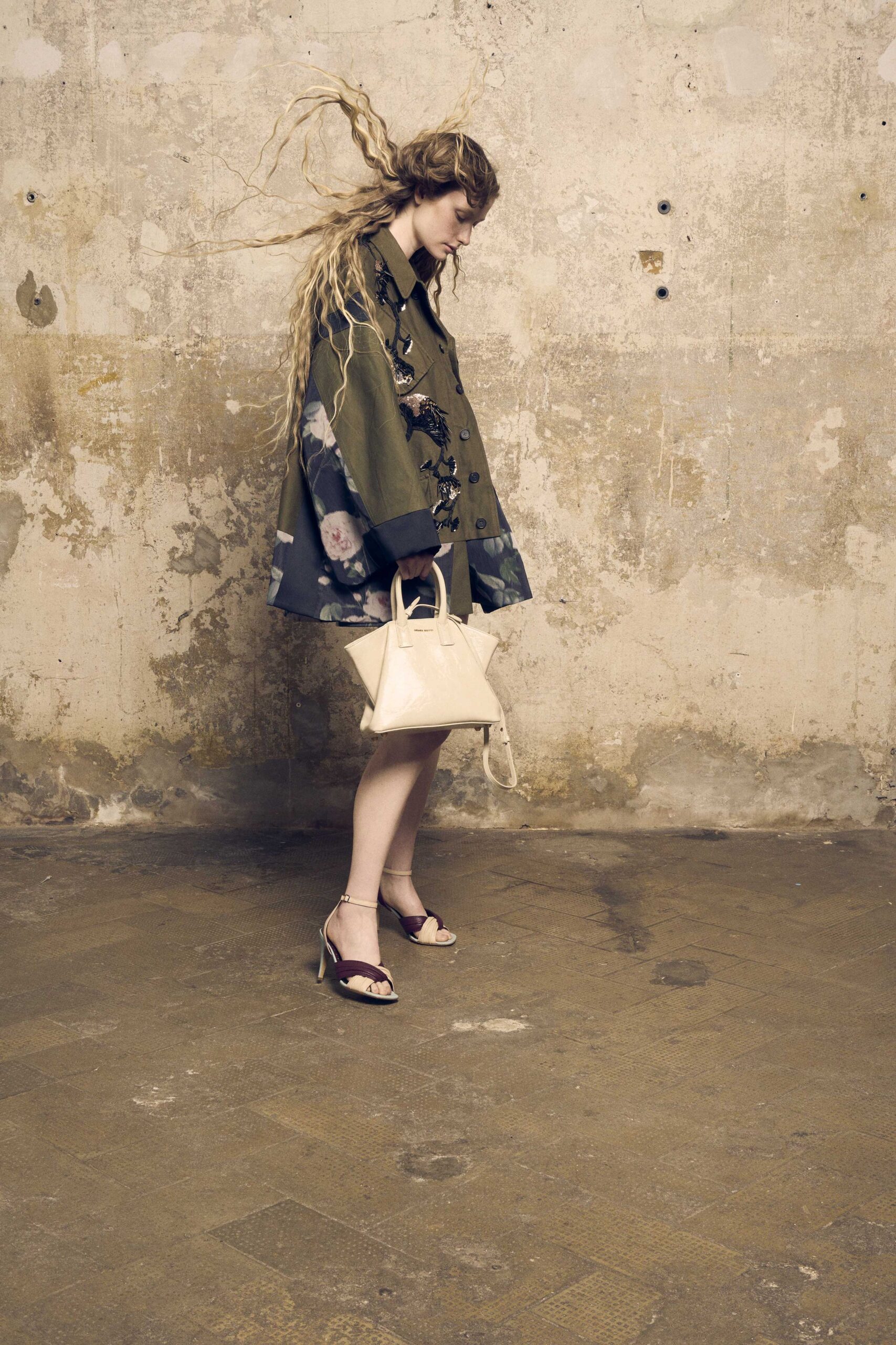 green cotton long-sleeve collared oversized printed buttoned jacket