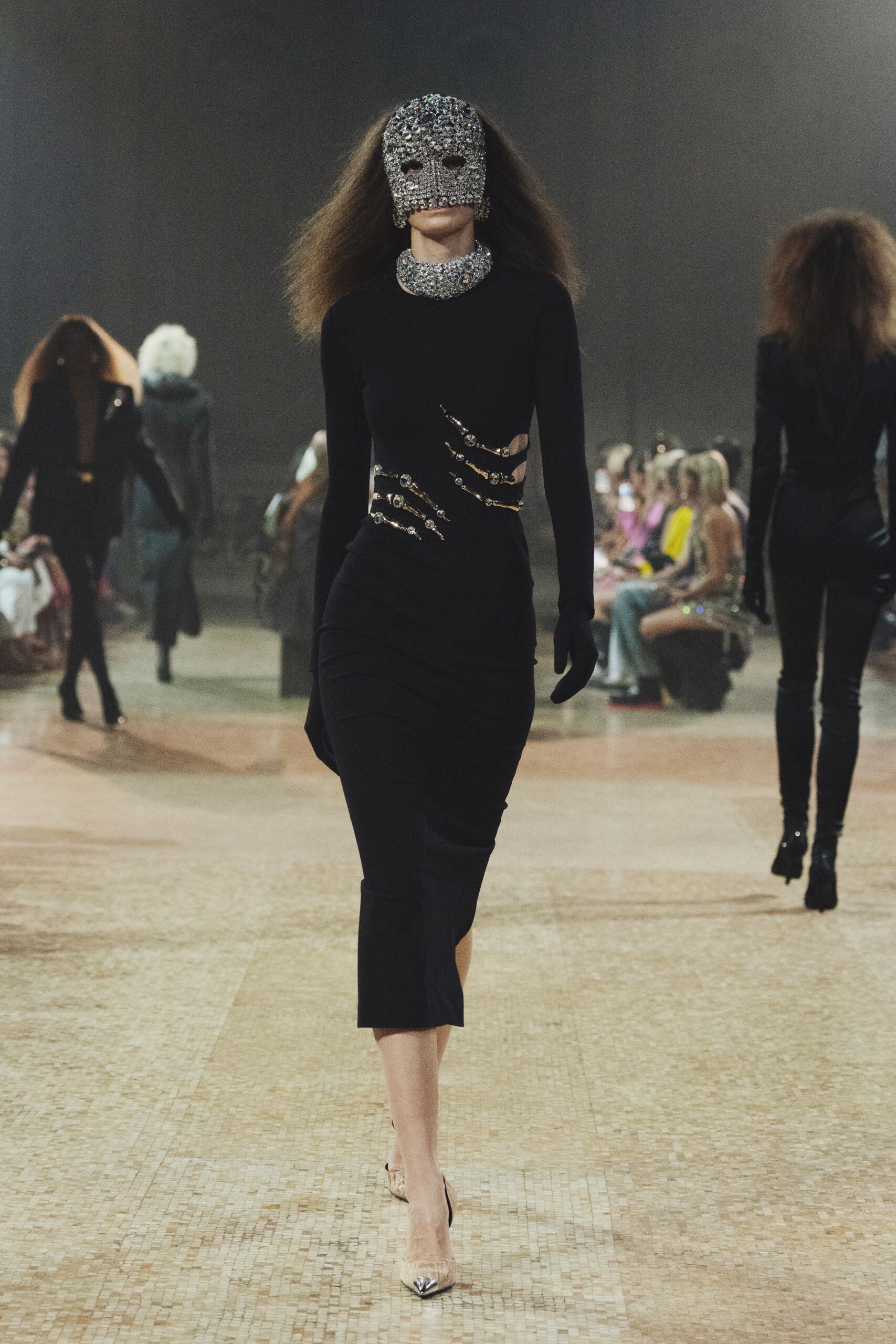 Area F/W 23 Couture Look 335