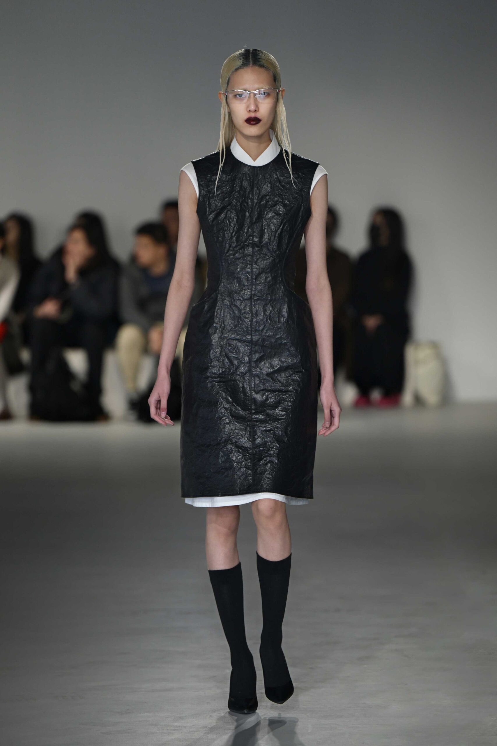 black fitted sleeveless dress