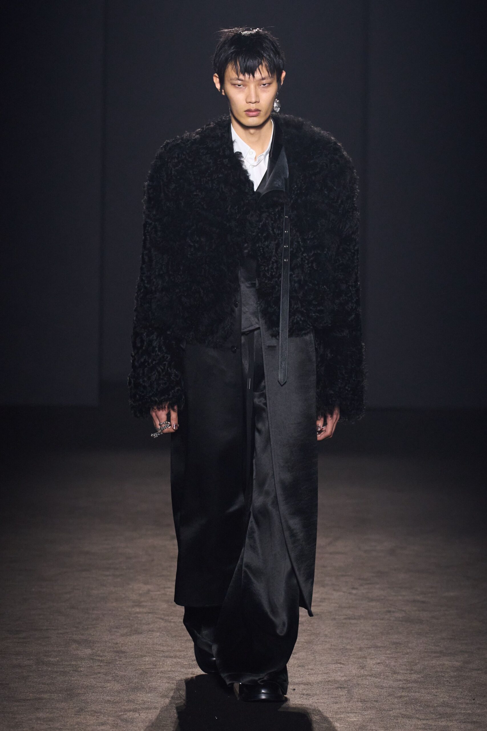 Ann Demeulemeester F/W 24 Look 356