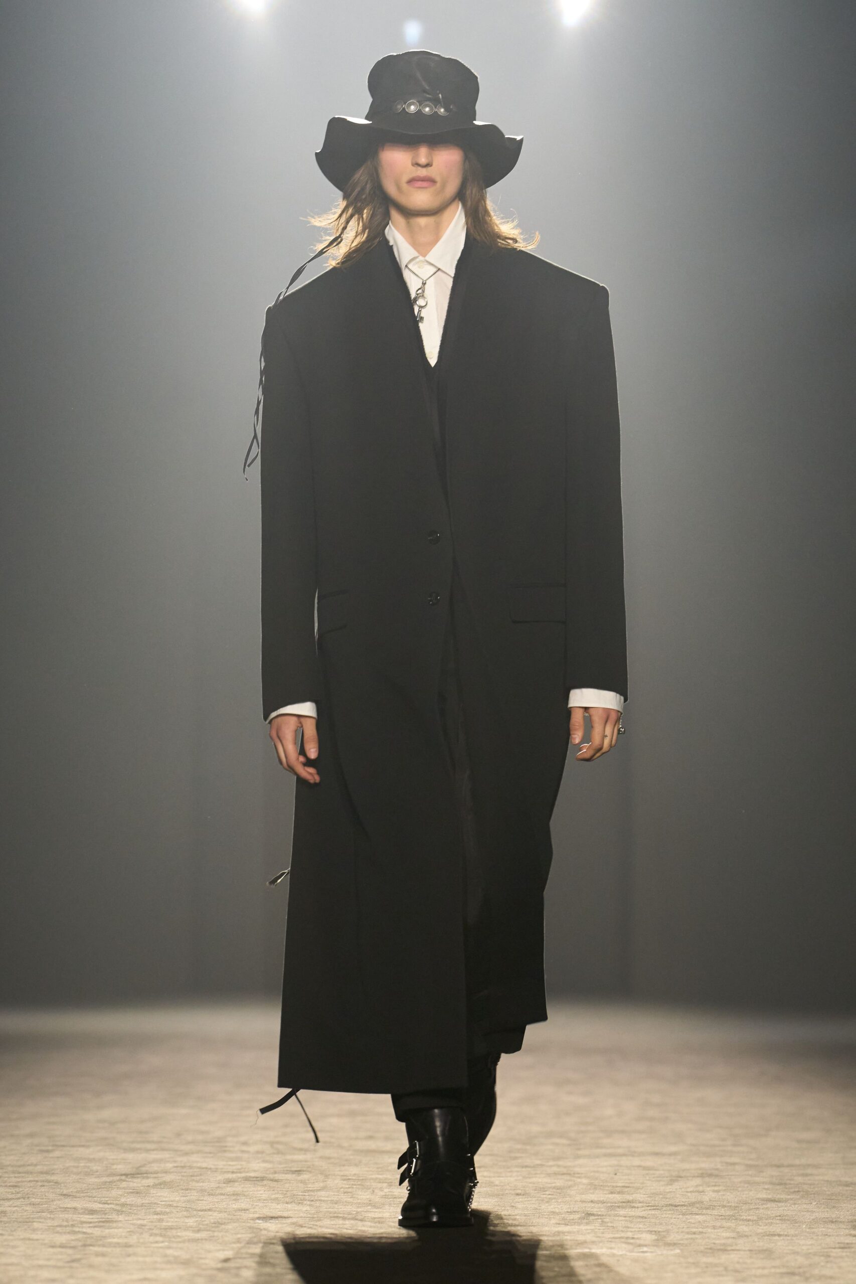 black wool long-sleeve collared oversized buttoned maxi coat
