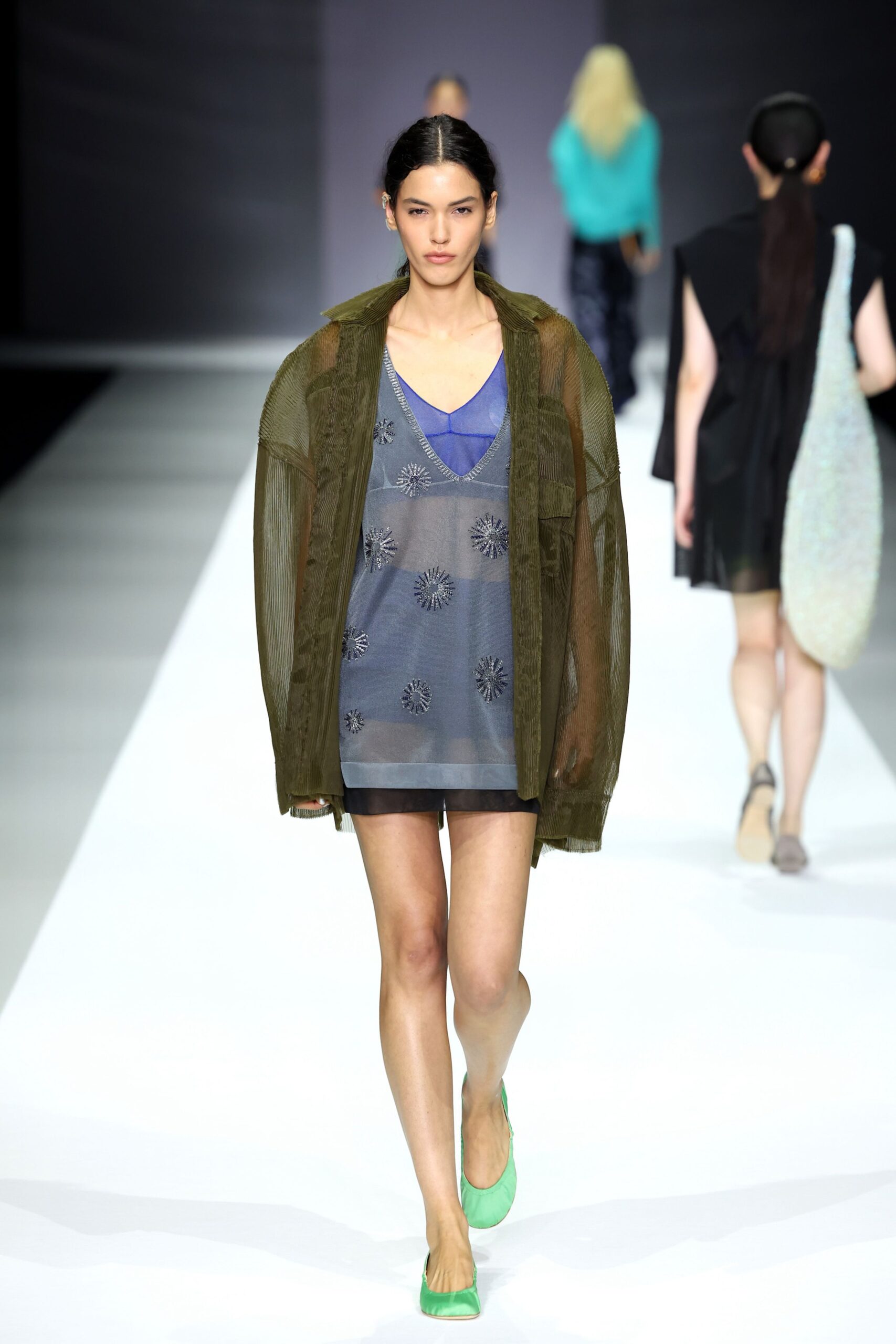 green long-sleeve oversized sheer flowing jacket