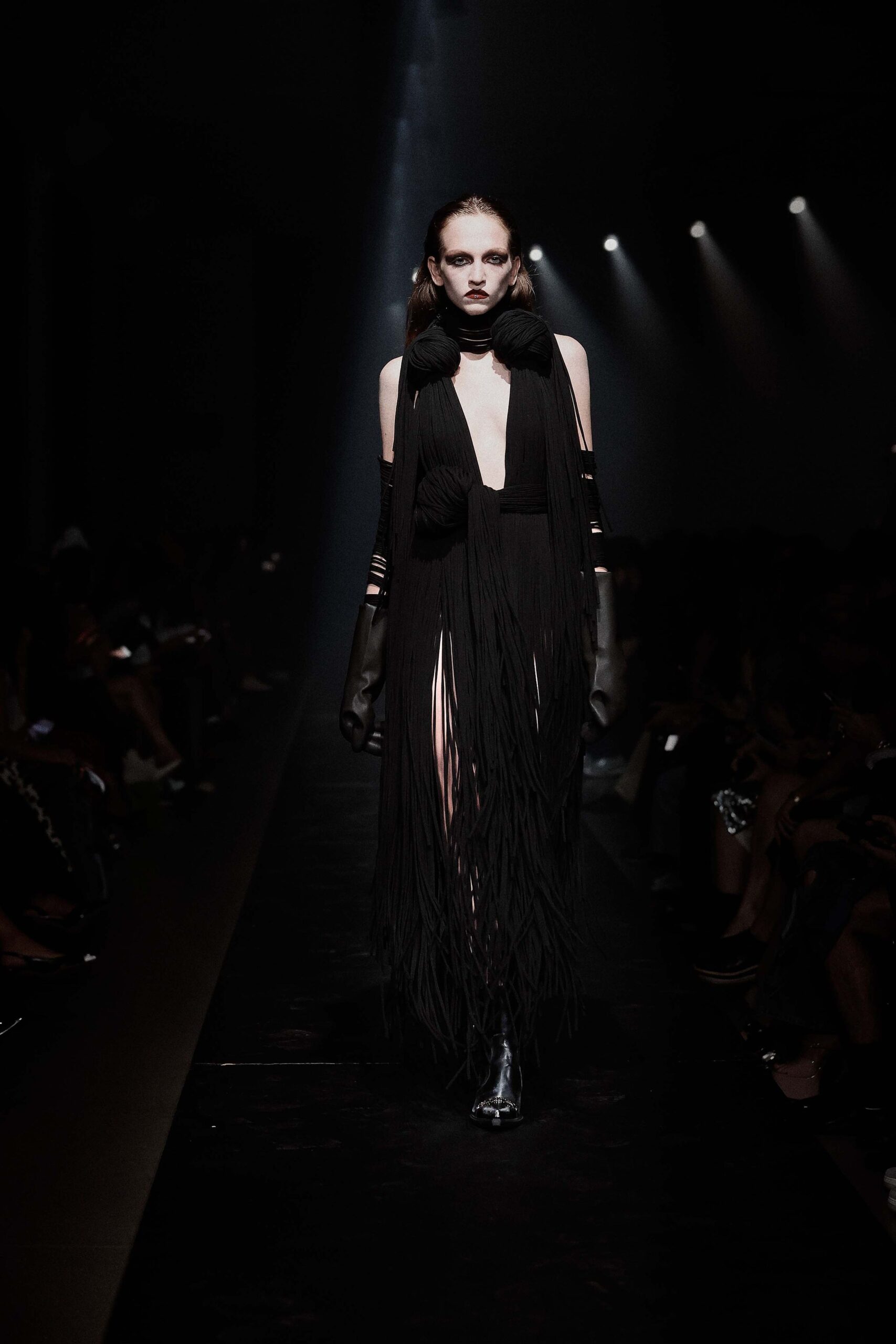 Area F/W 24 Look 410