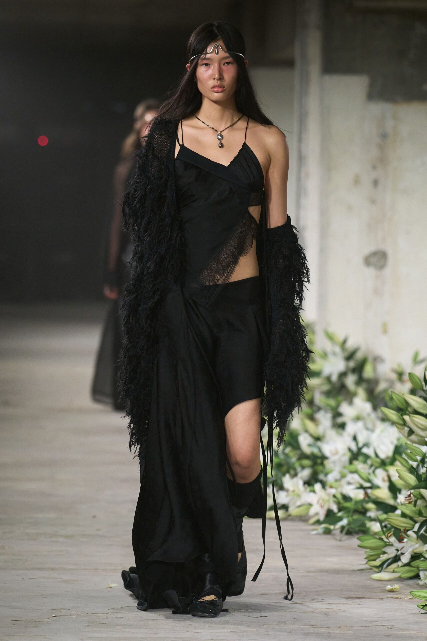 black silk fitted dress with fur coat