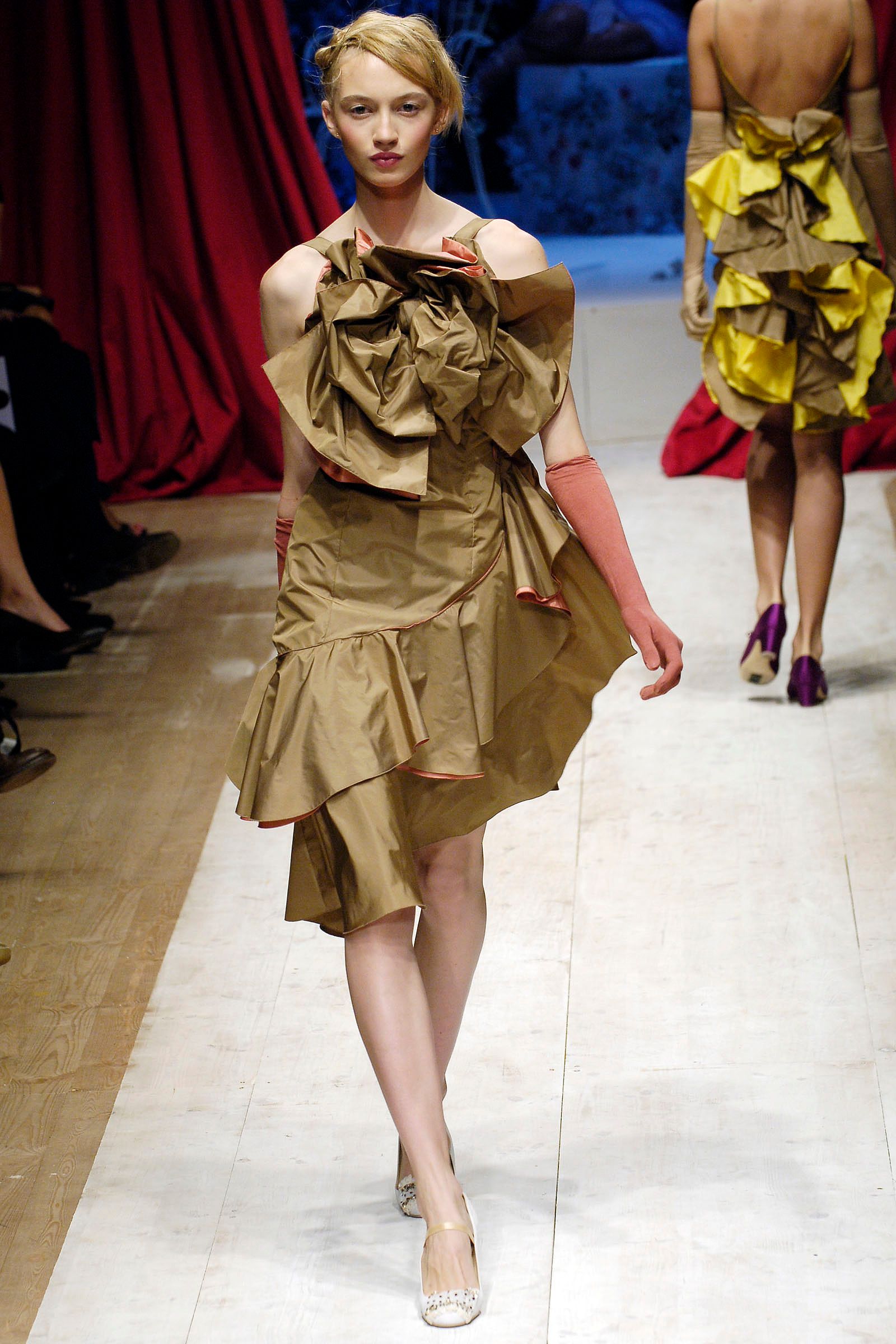 Anna Molinari S/S 06 Look 22
