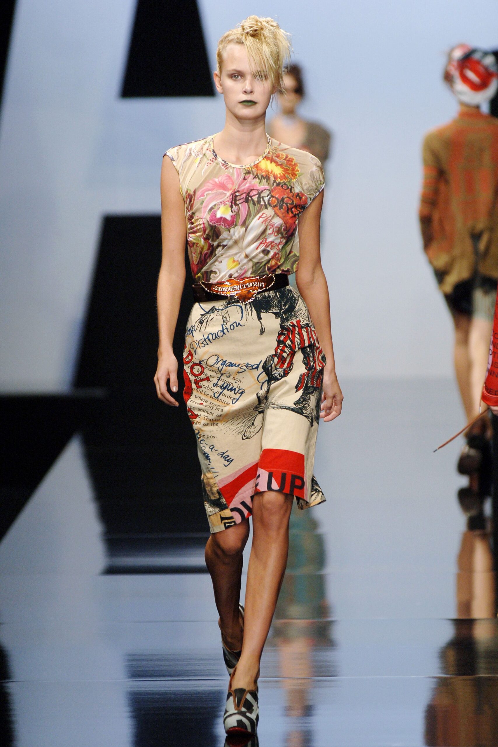 Andreas Kronthaler for Vivienne Westwood S/S 06 Look 20