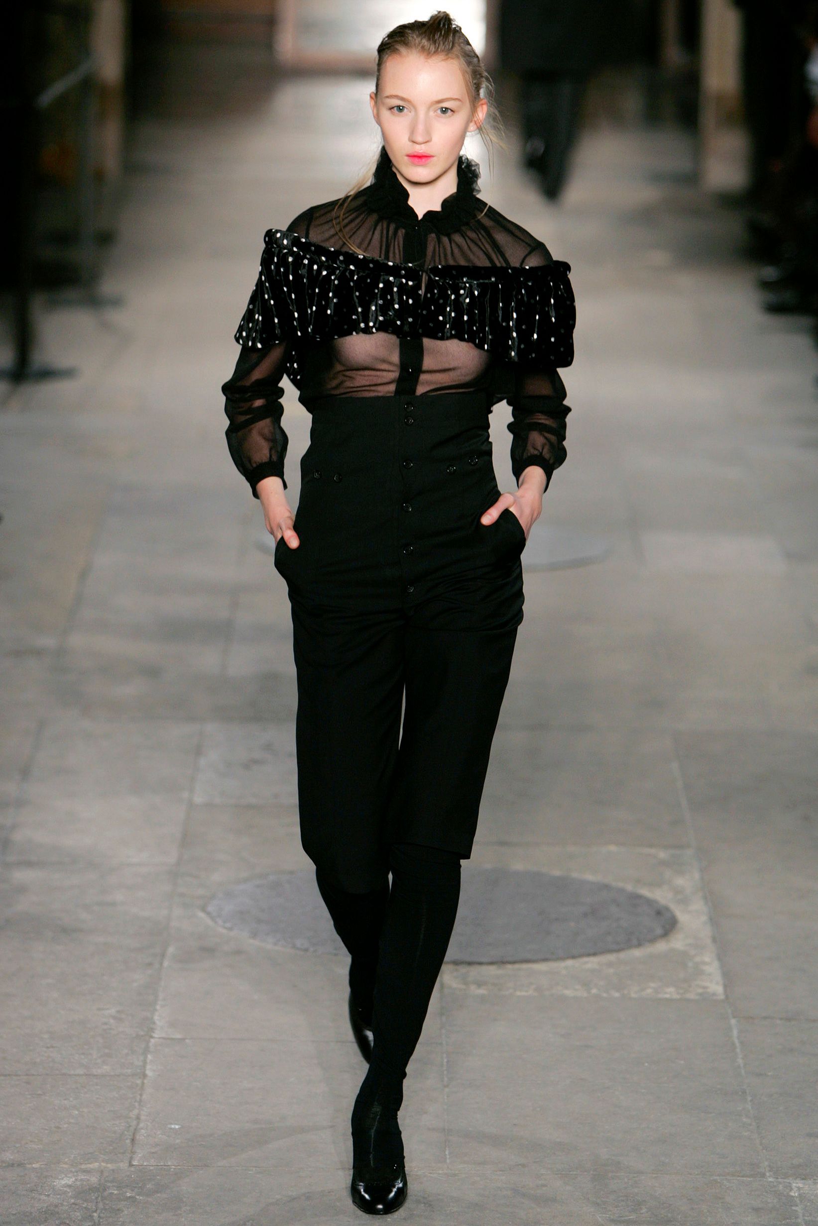 Anne Valérie Hash S/S 05 Couture Look 42