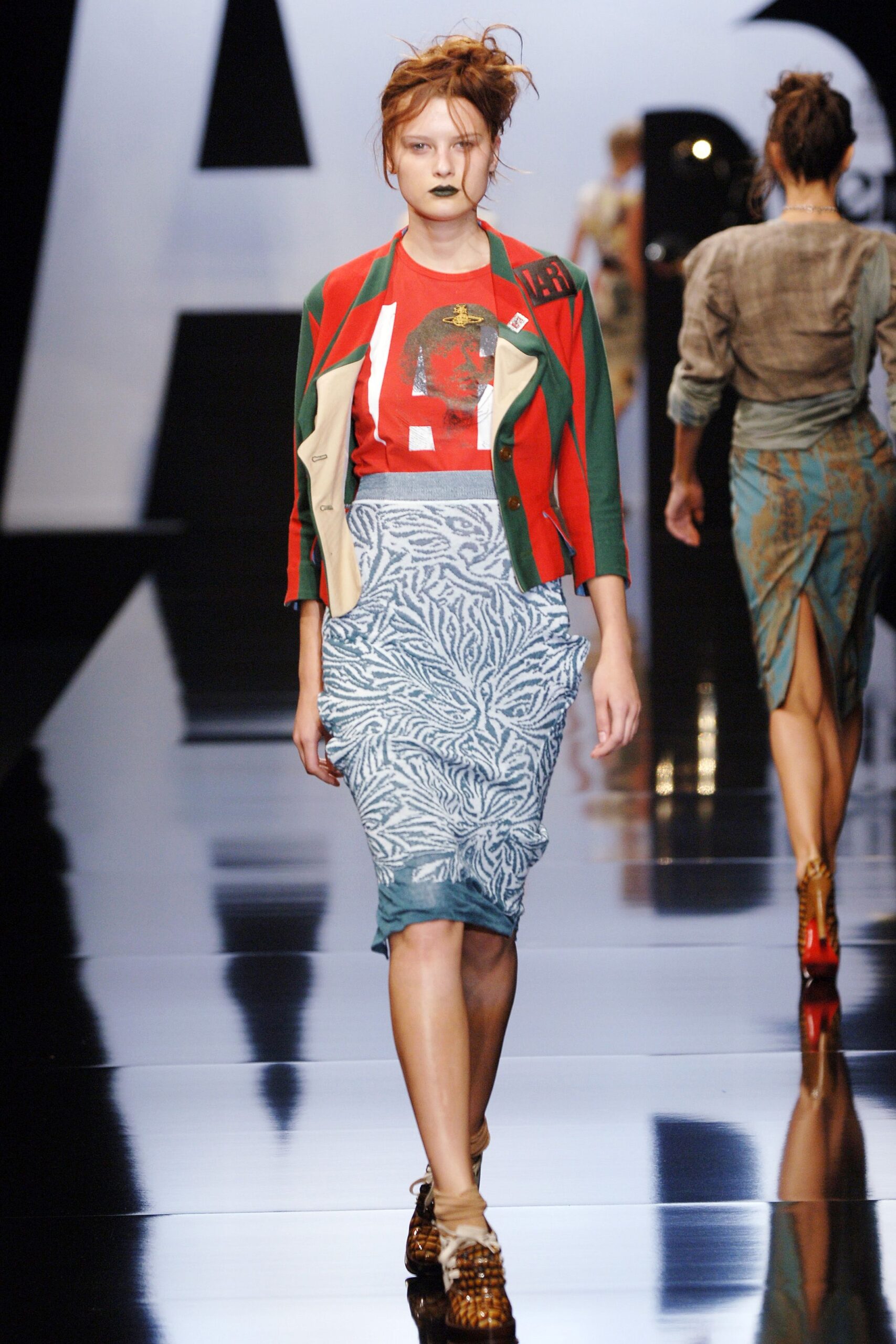 Andreas Kronthaler for Vivienne Westwood S/S 06 Look 32