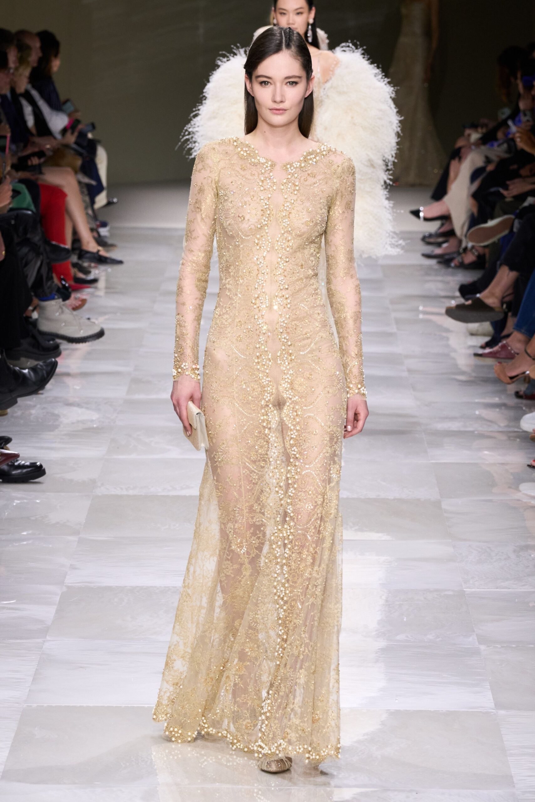 Armani Privé F/W 24 Couture Look 677