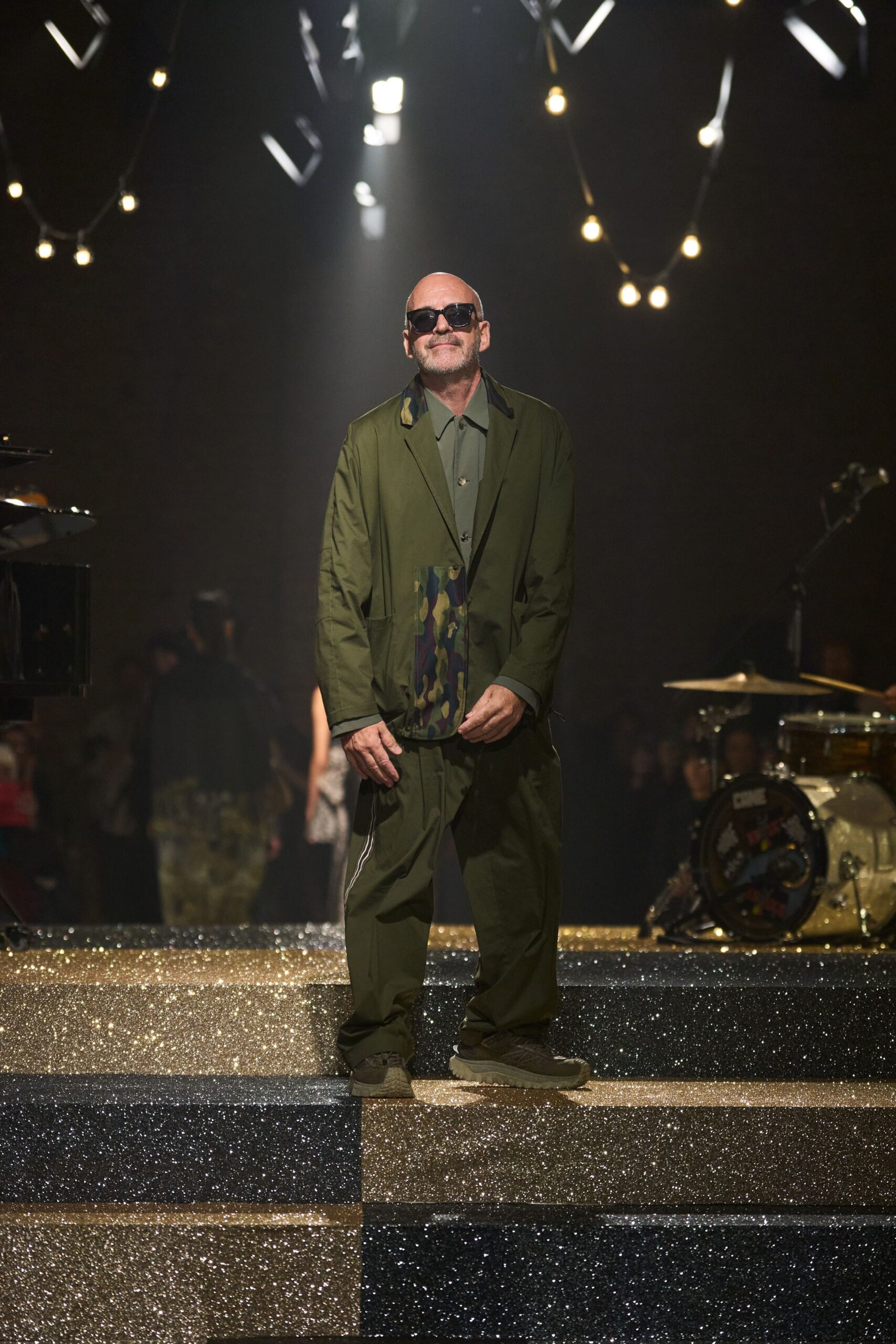 green relaxed jacket and pants