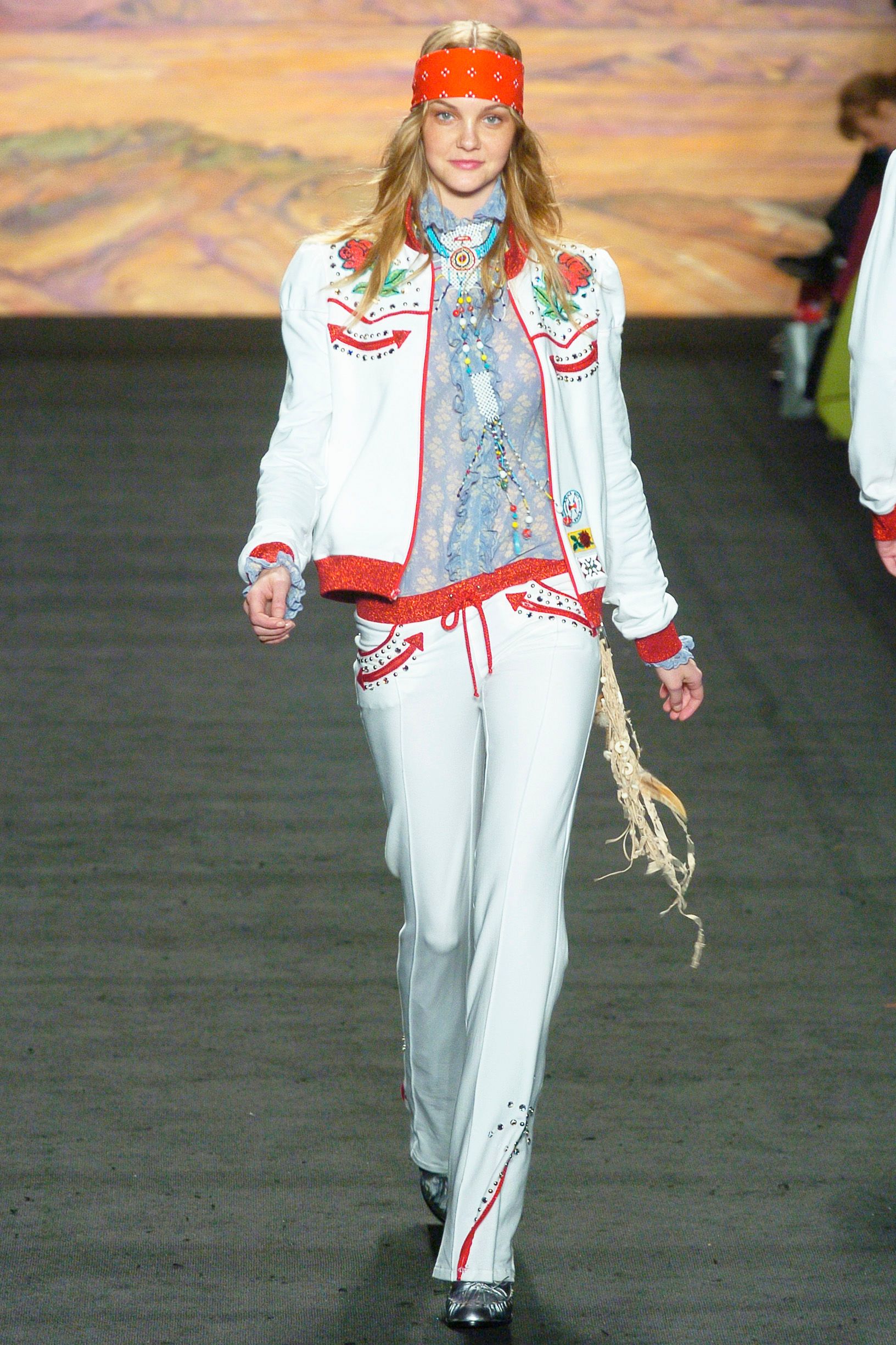 Anna Sui S/S 05 Look 38