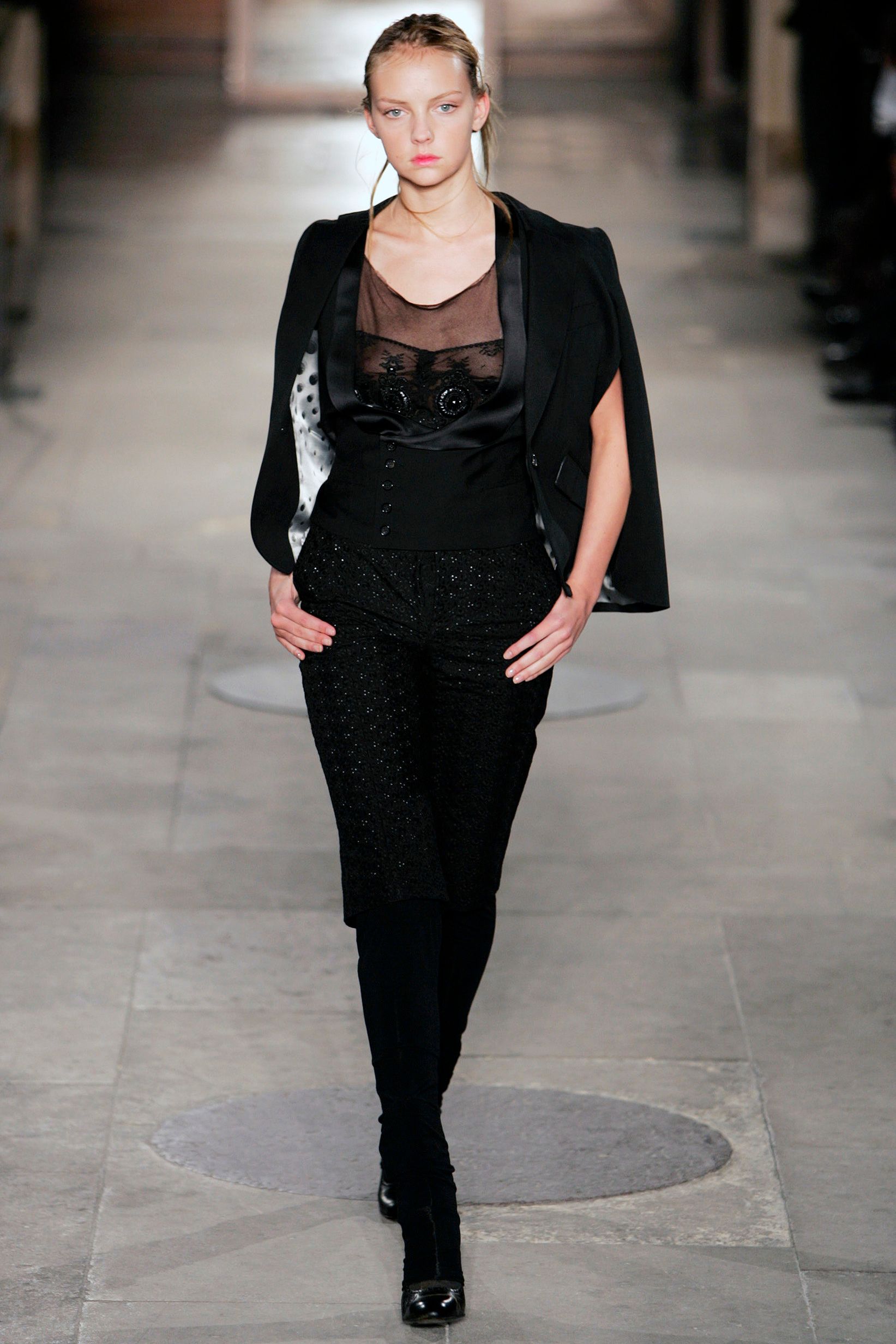 Anne Valérie Hash S/S 05 Couture Look 78