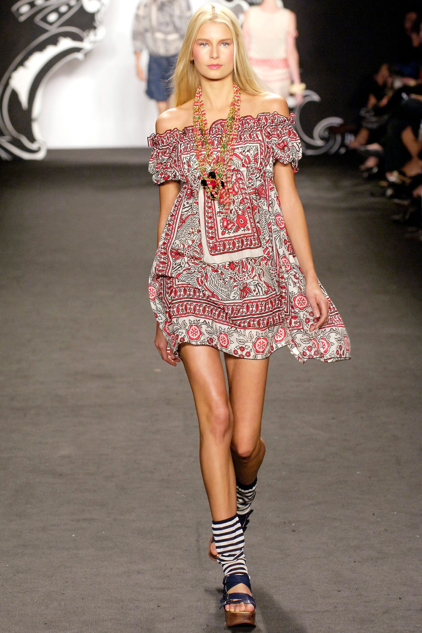 Anna Sui S/S 07 Look 51